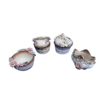 Ensemble de 4 bonbonnieres vintage 60-70s produites par l’usine italienne Capodimonte