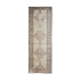 Antique Persian Carpet Handwoven Cream Wool Sarab Rug- 103x384cm