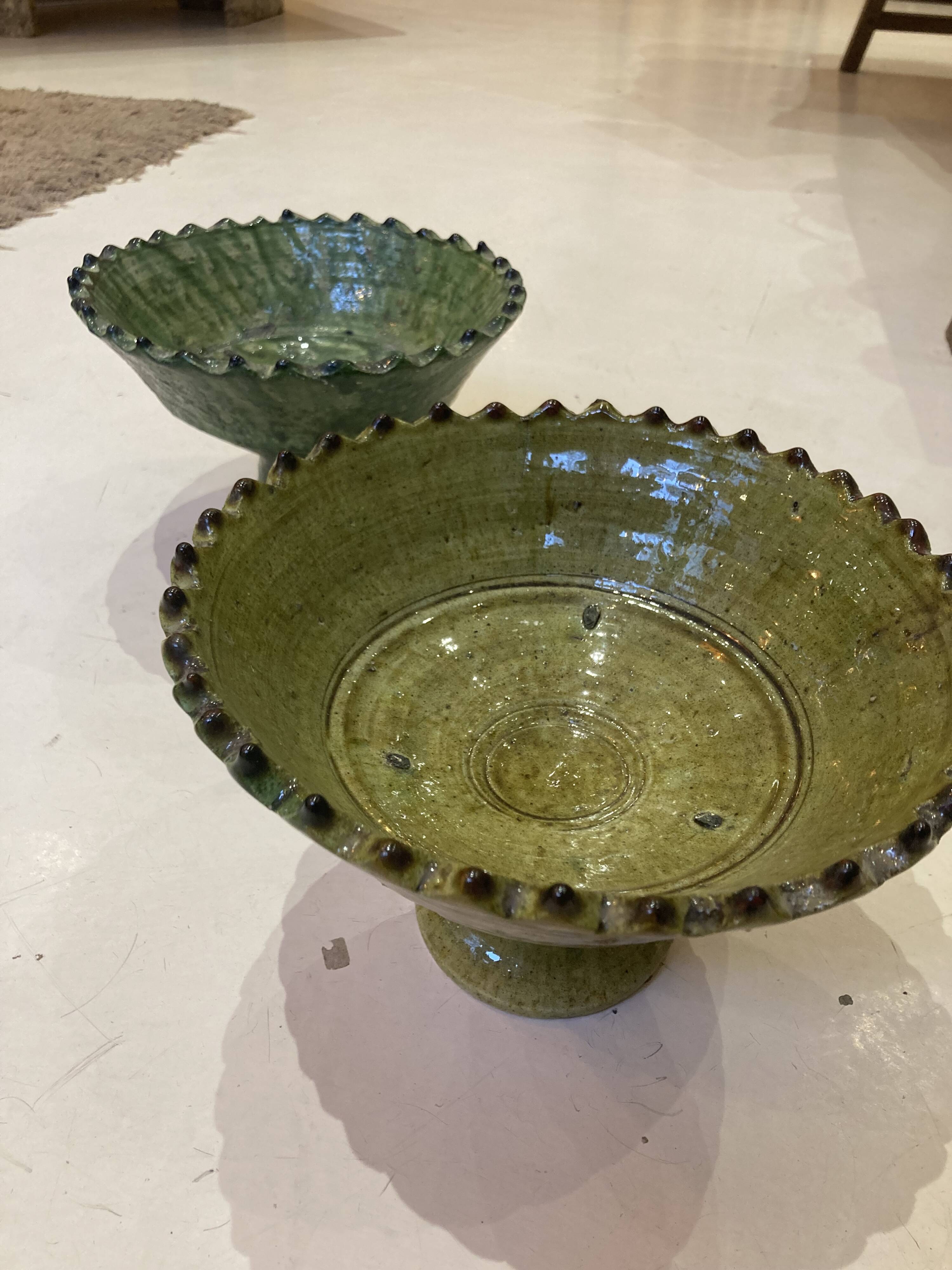 Serrated cutter on tamegroute stand