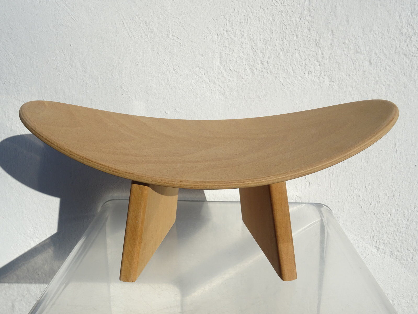 Shoggi stool by Alain Gaubert