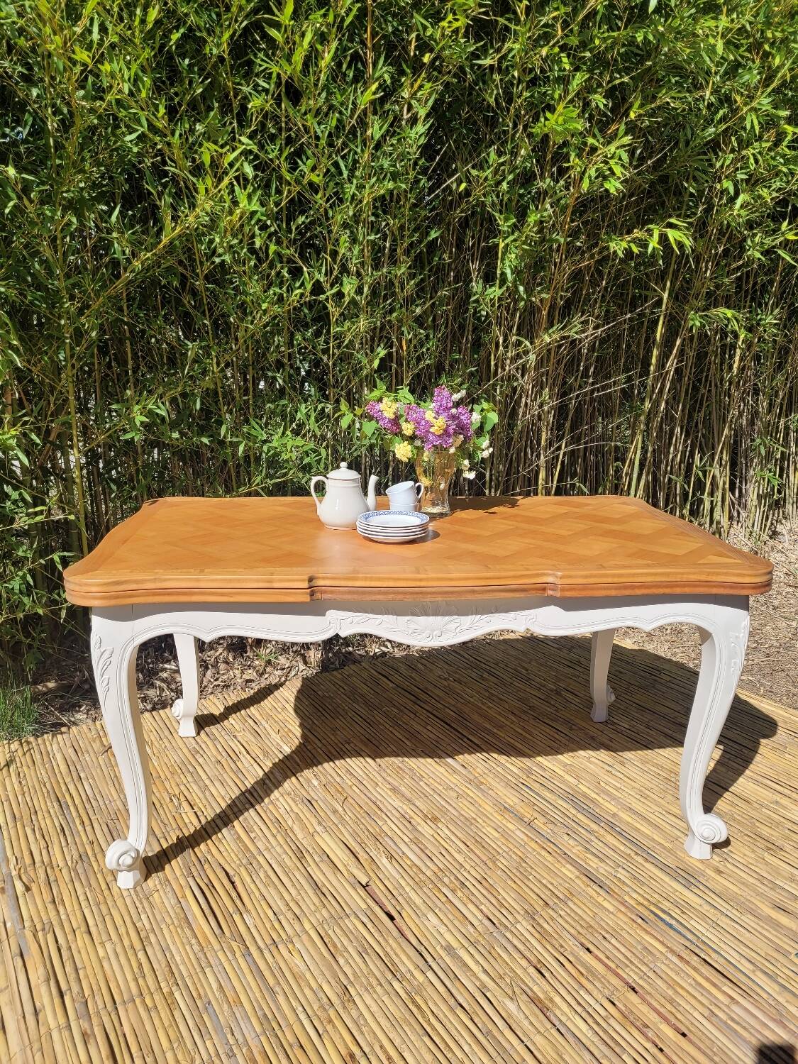 Table à manger style Louis XV
