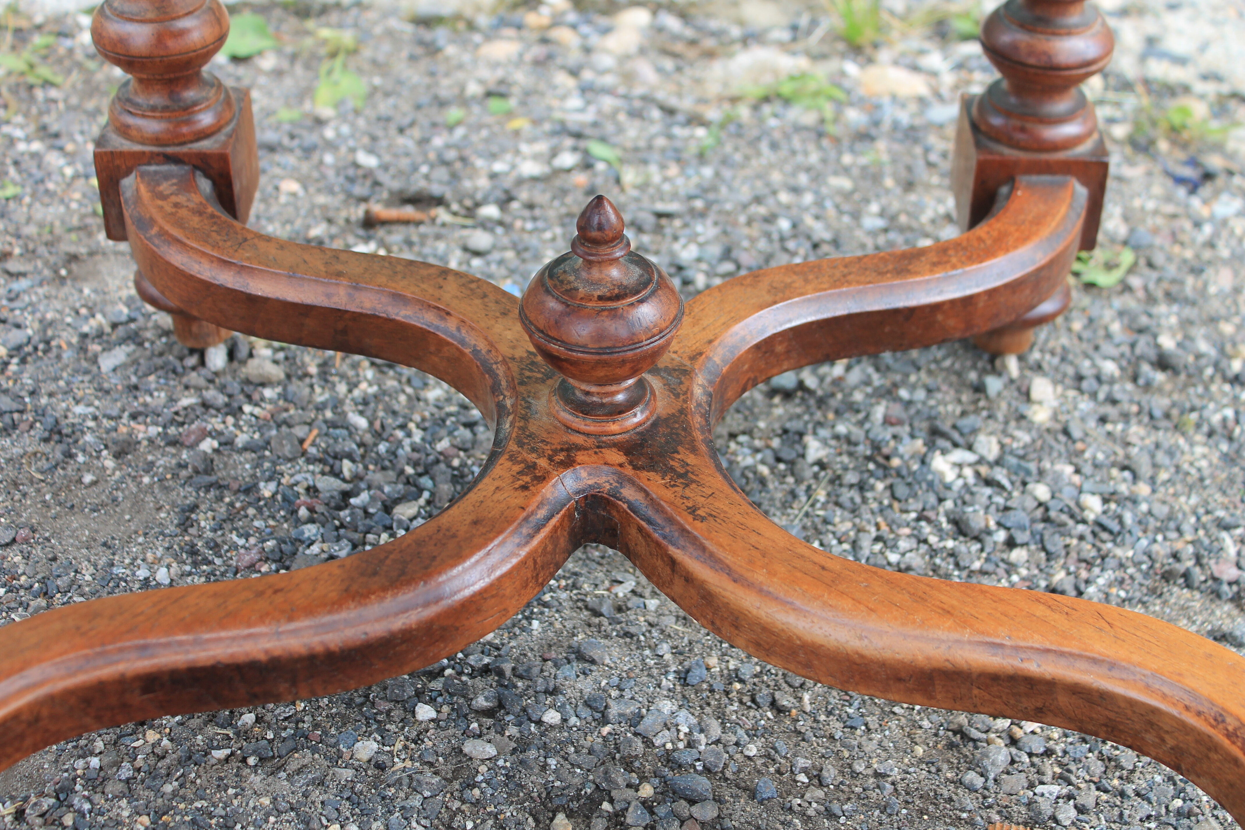 Set of 6 walnut chairs