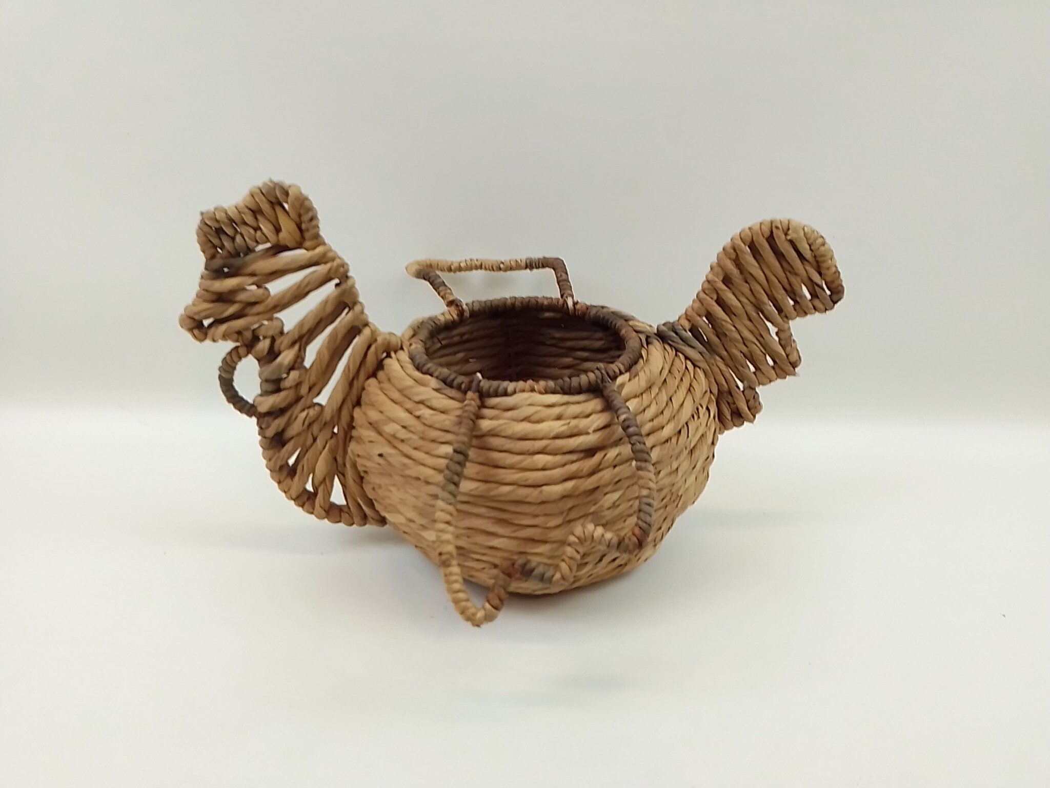 Hen-shaped wicker egg basket