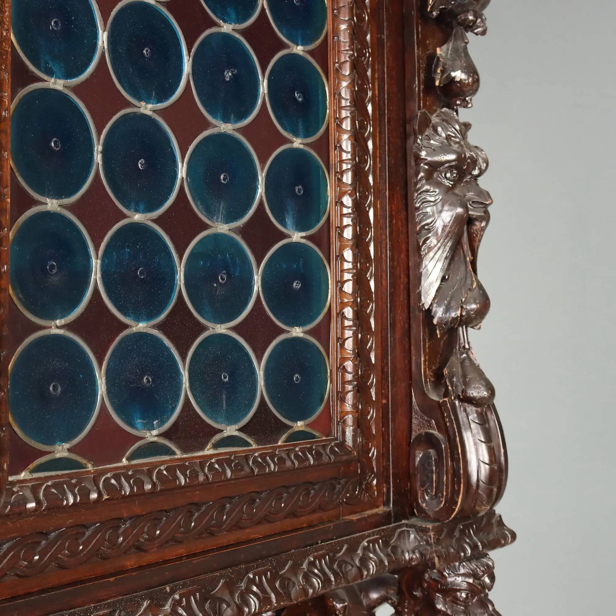 Antique neo-baroque display cabinet carved in walnut, Italy, 19th century