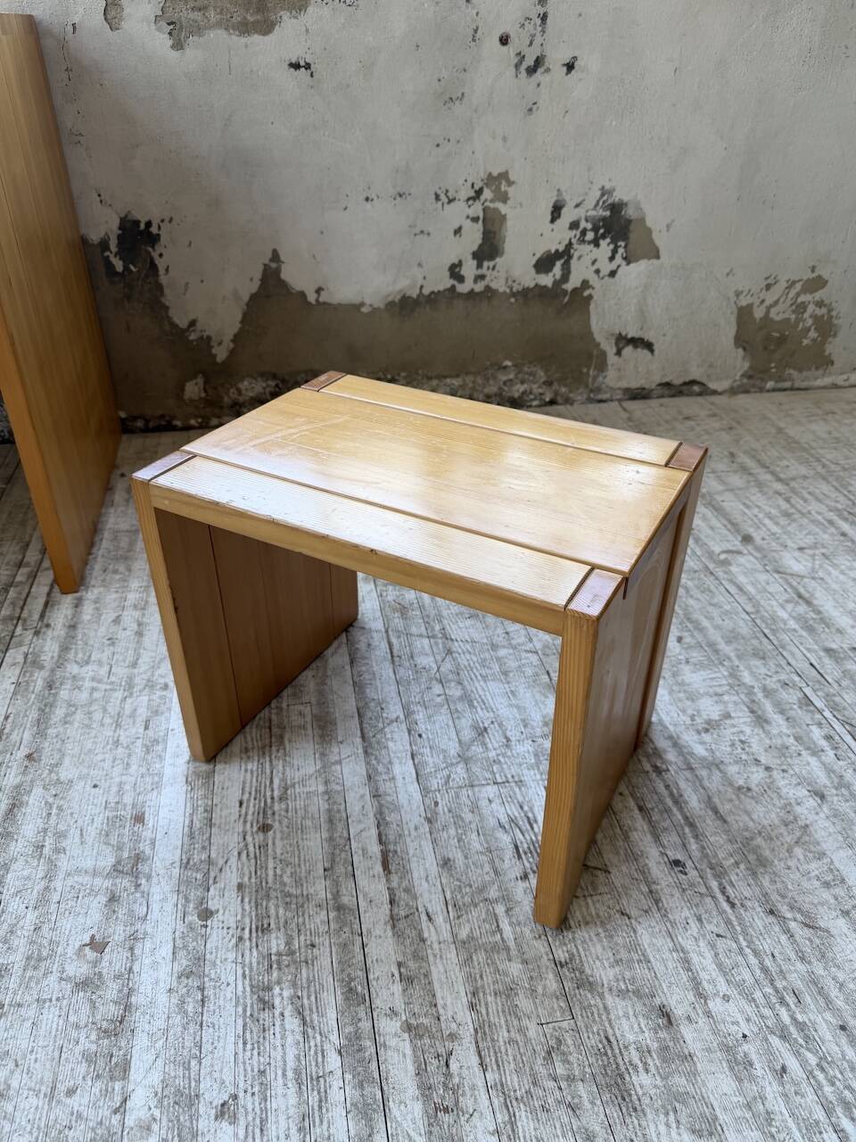 Bureau + commode + tabouret pin Maison Regain Savoie