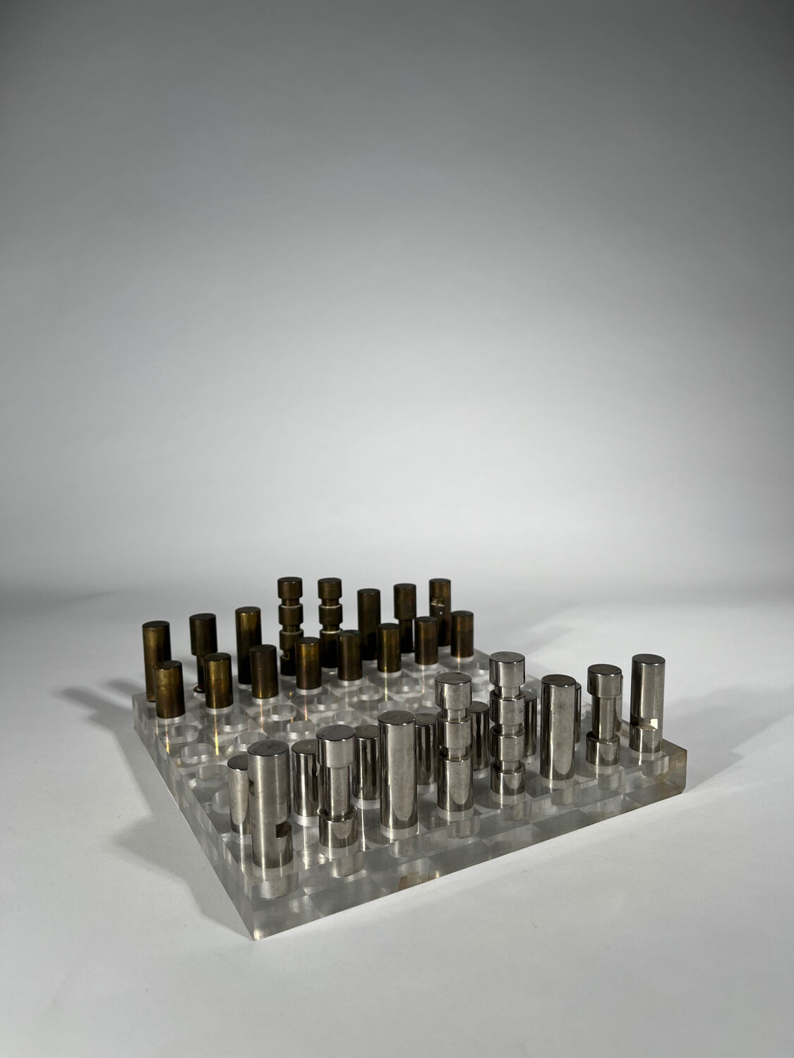 Roche Bobois chess set 1975