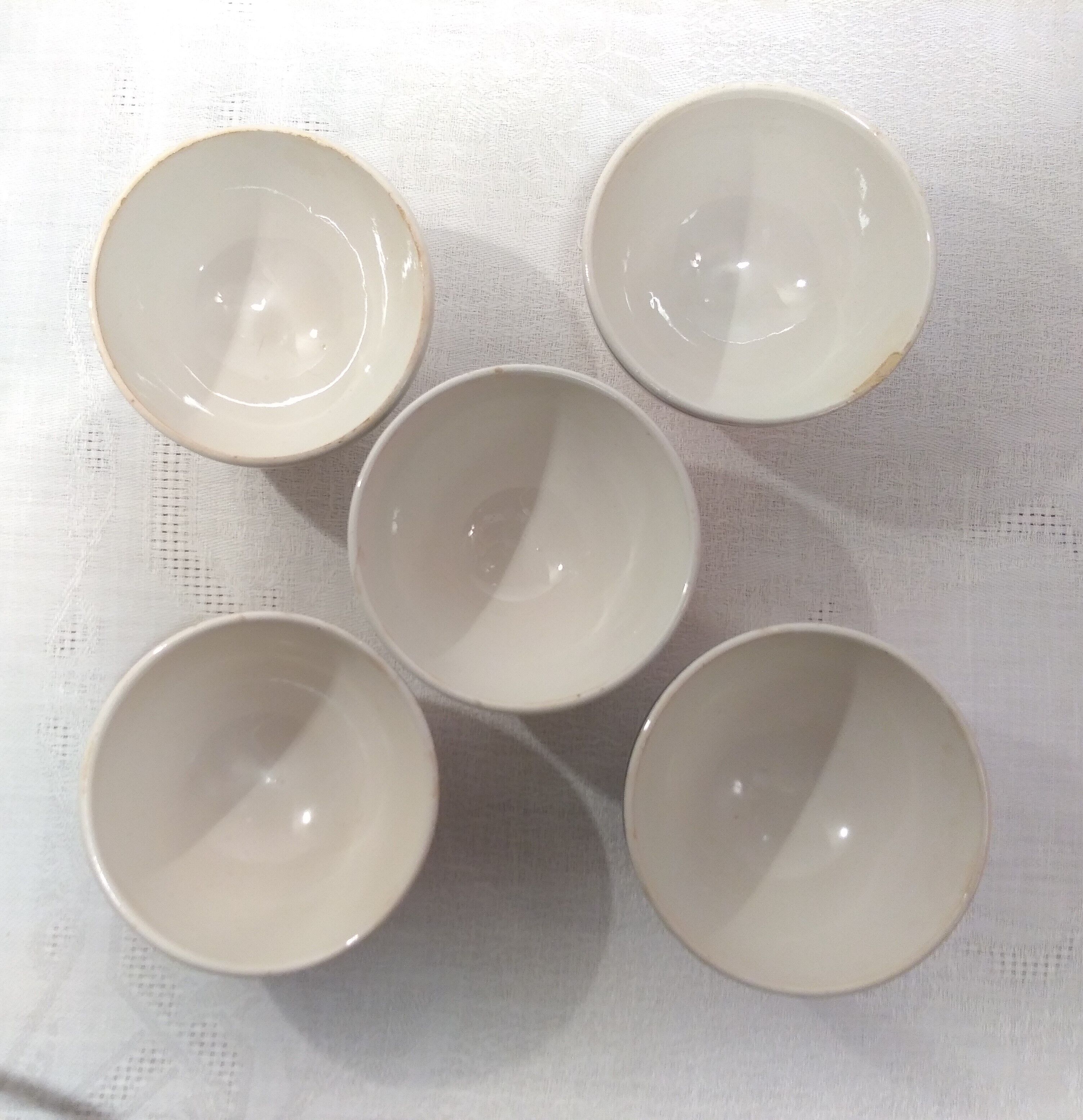 Set de 5 petits bols anciens