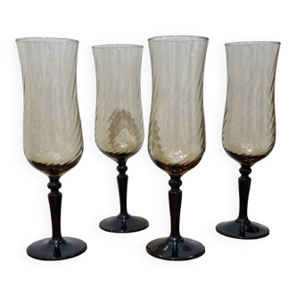 4 verres en cristal fumé torsadé