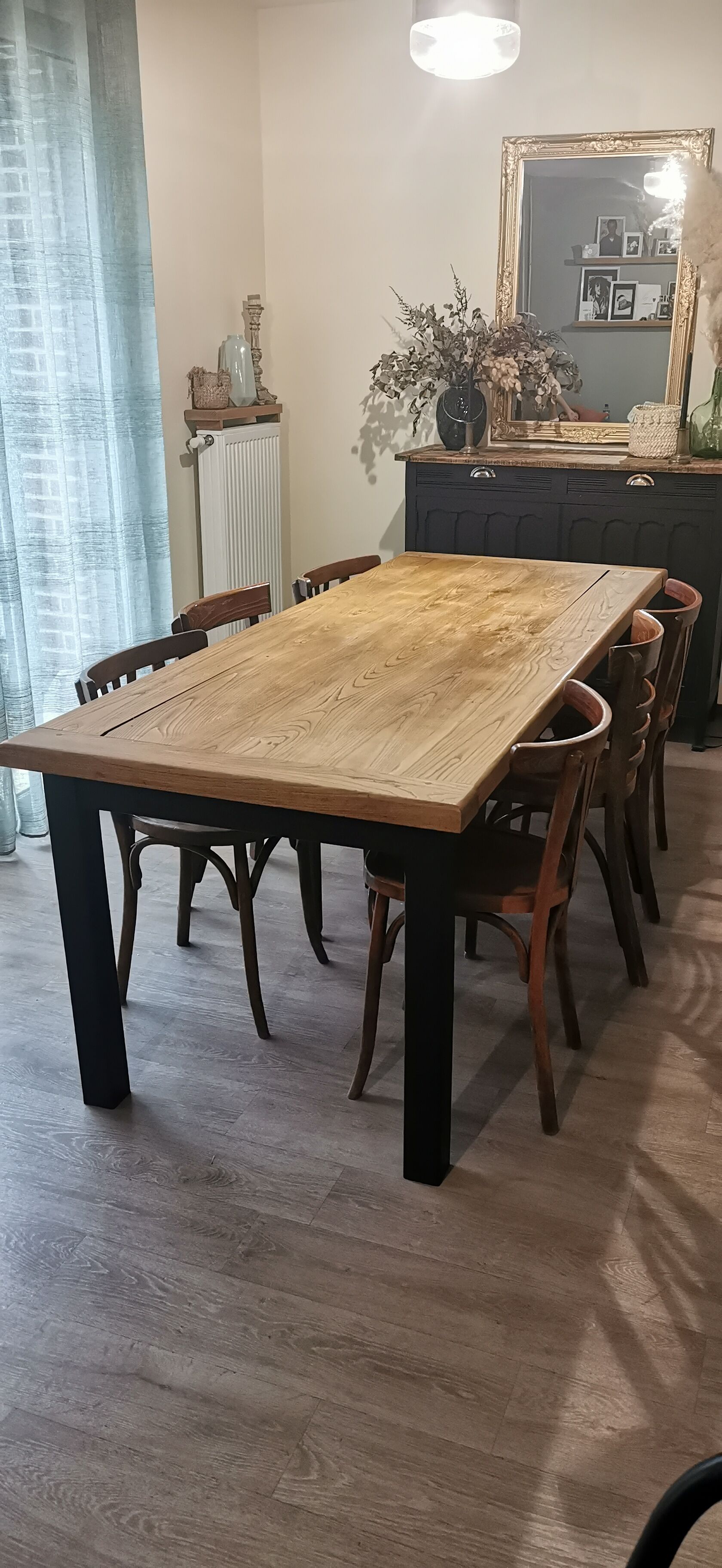 Farmhouse table