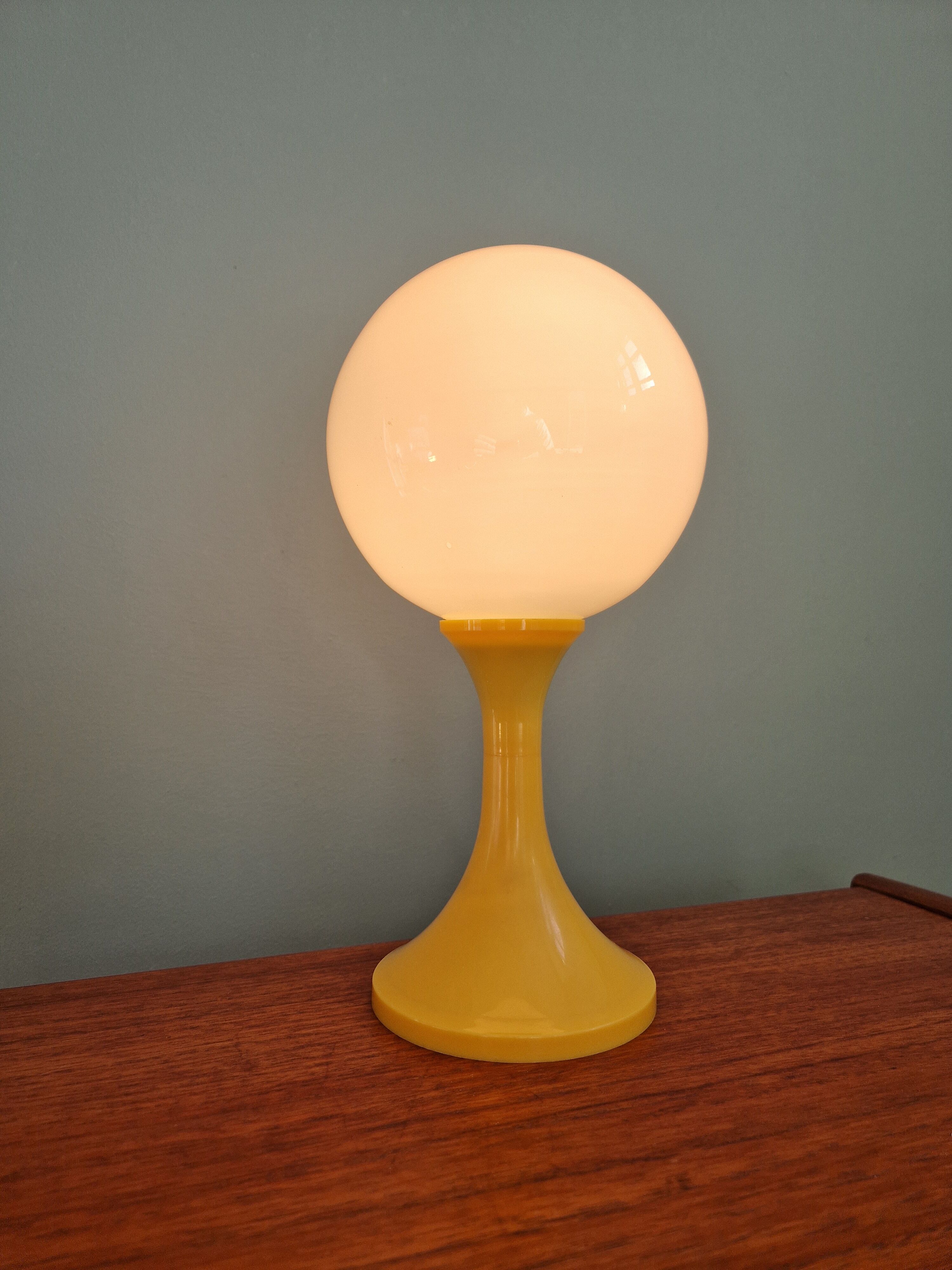 Vintage opaline lamp, 70s