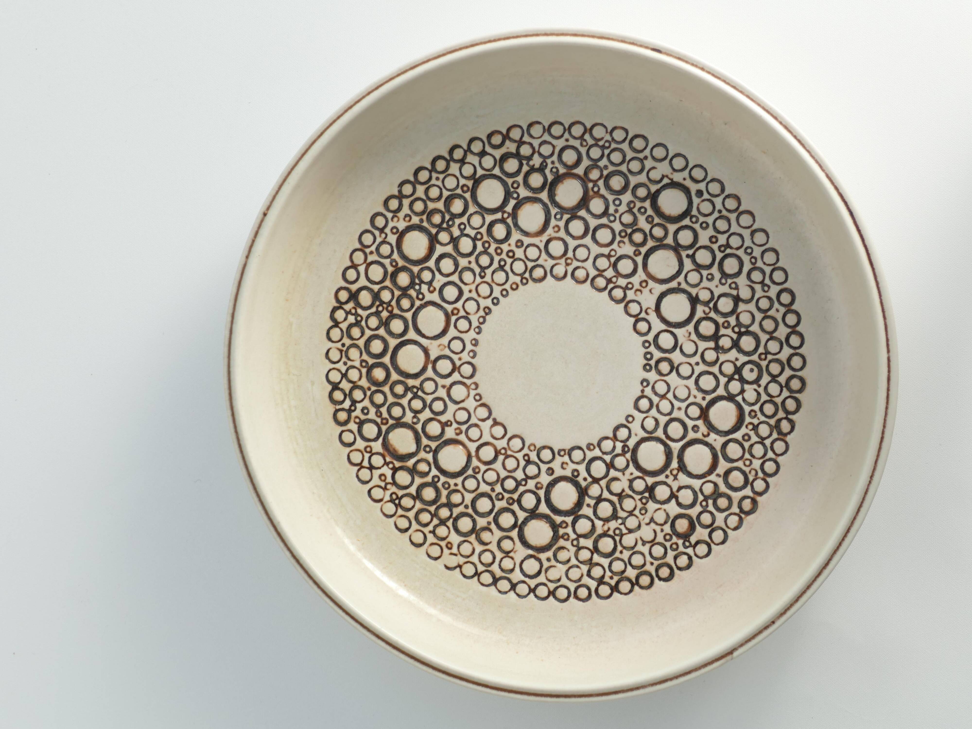 Scandinavian Modern Stoneware Plate "Mykene", Britt-Louise Sundell, Gustavsberg