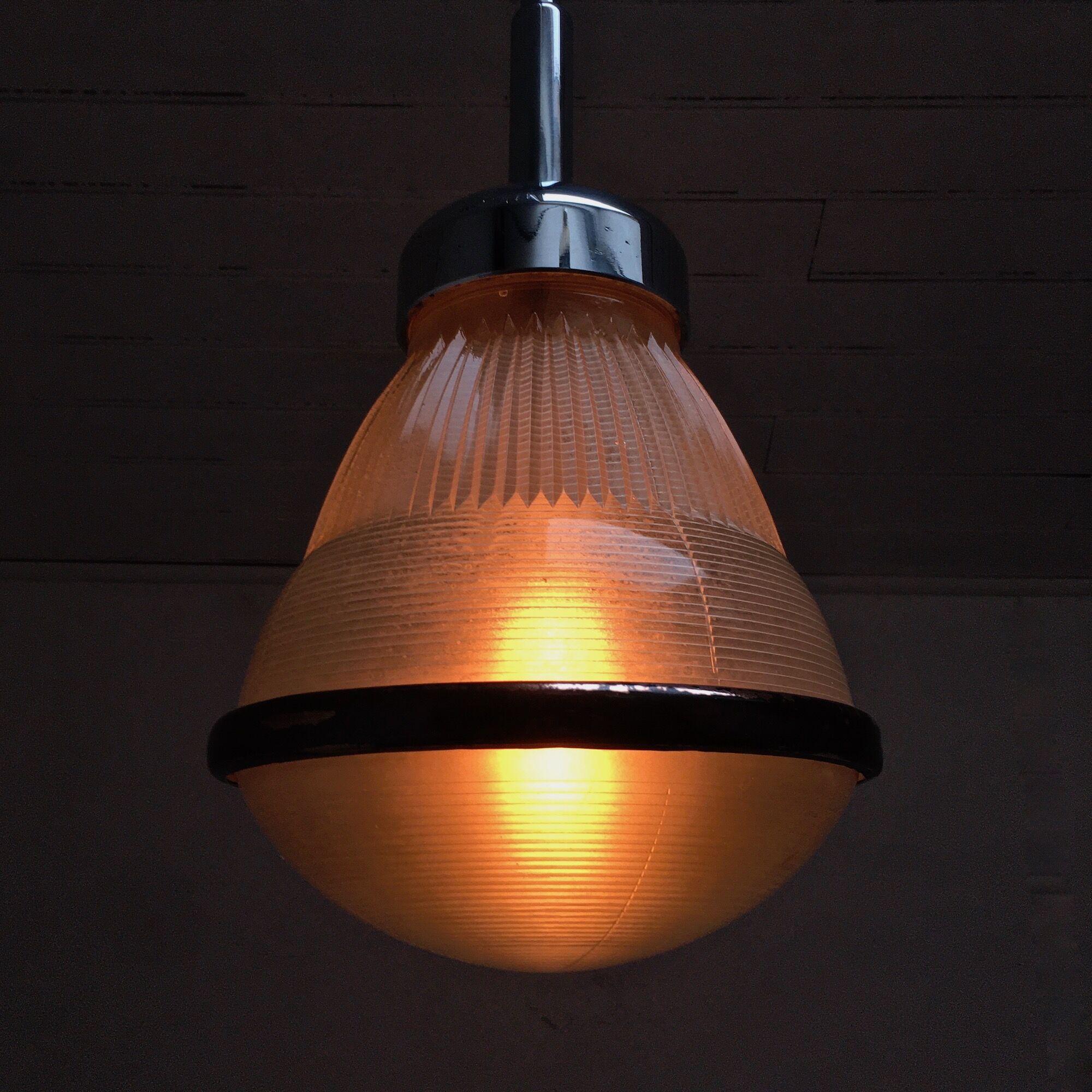 Holophane hanging lamp