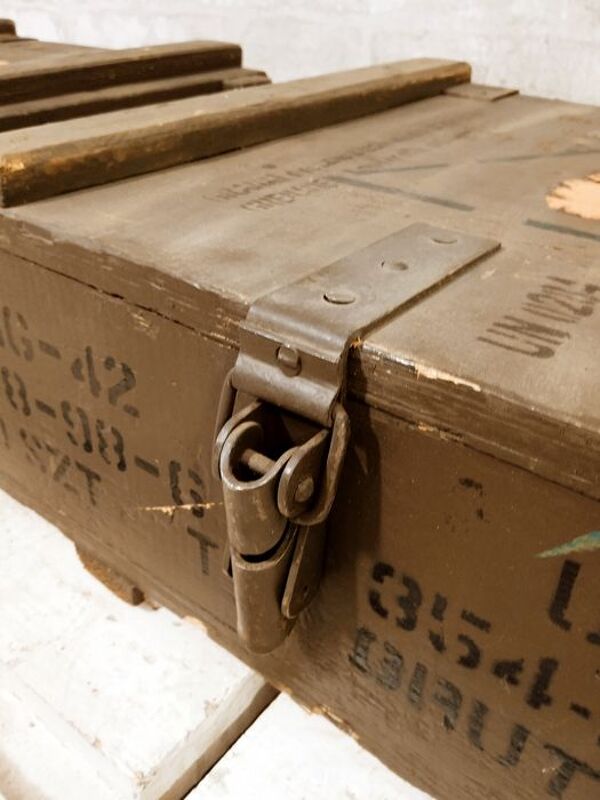 3 caisse industrielles