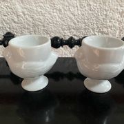 Set of 2 porcelain egg cups "hen"