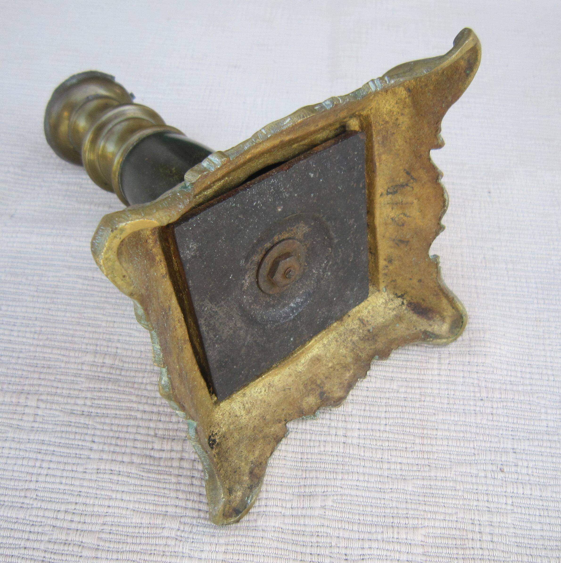 Antique bronze lamp base