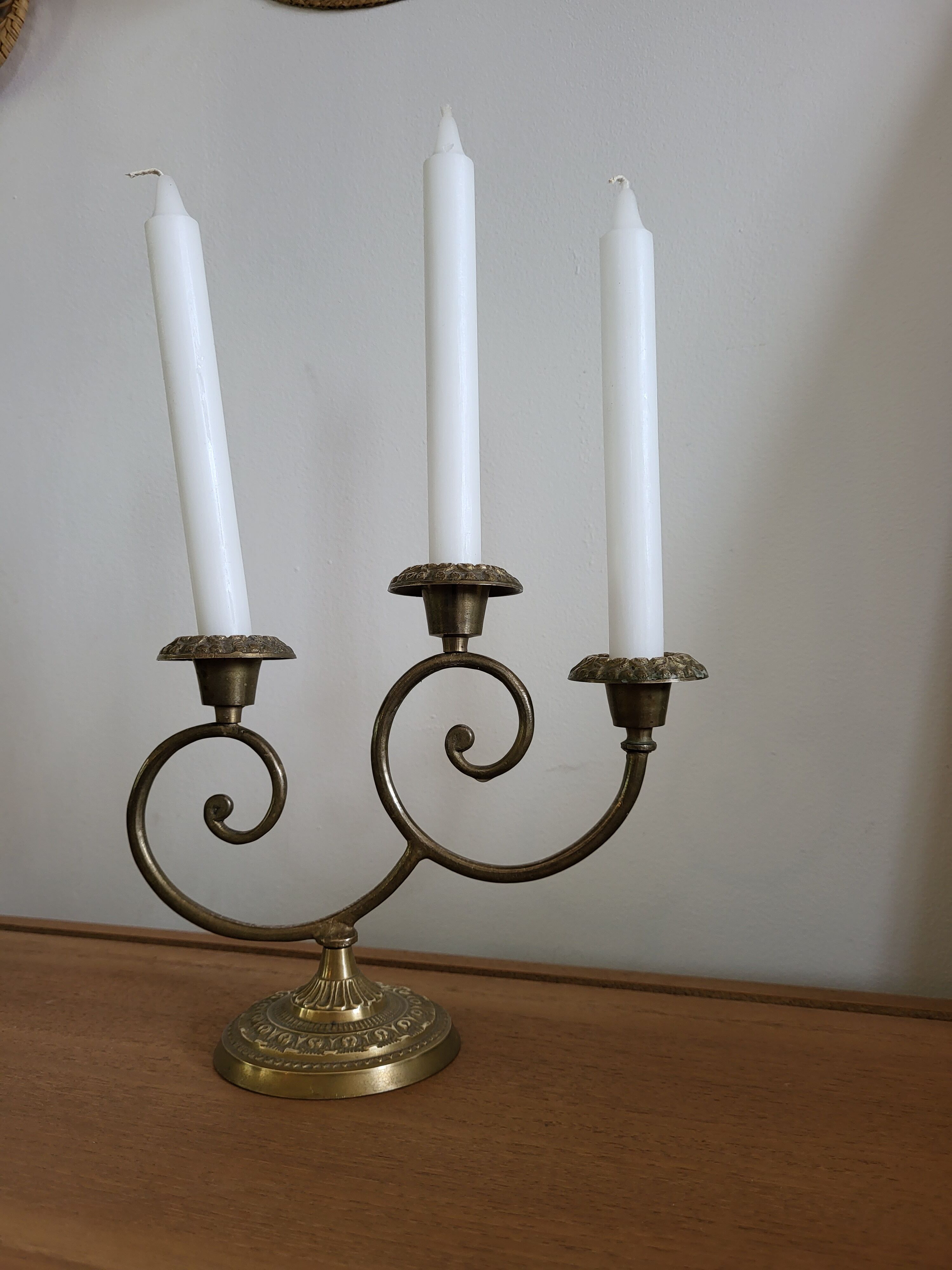 3-spoke brass candle holder