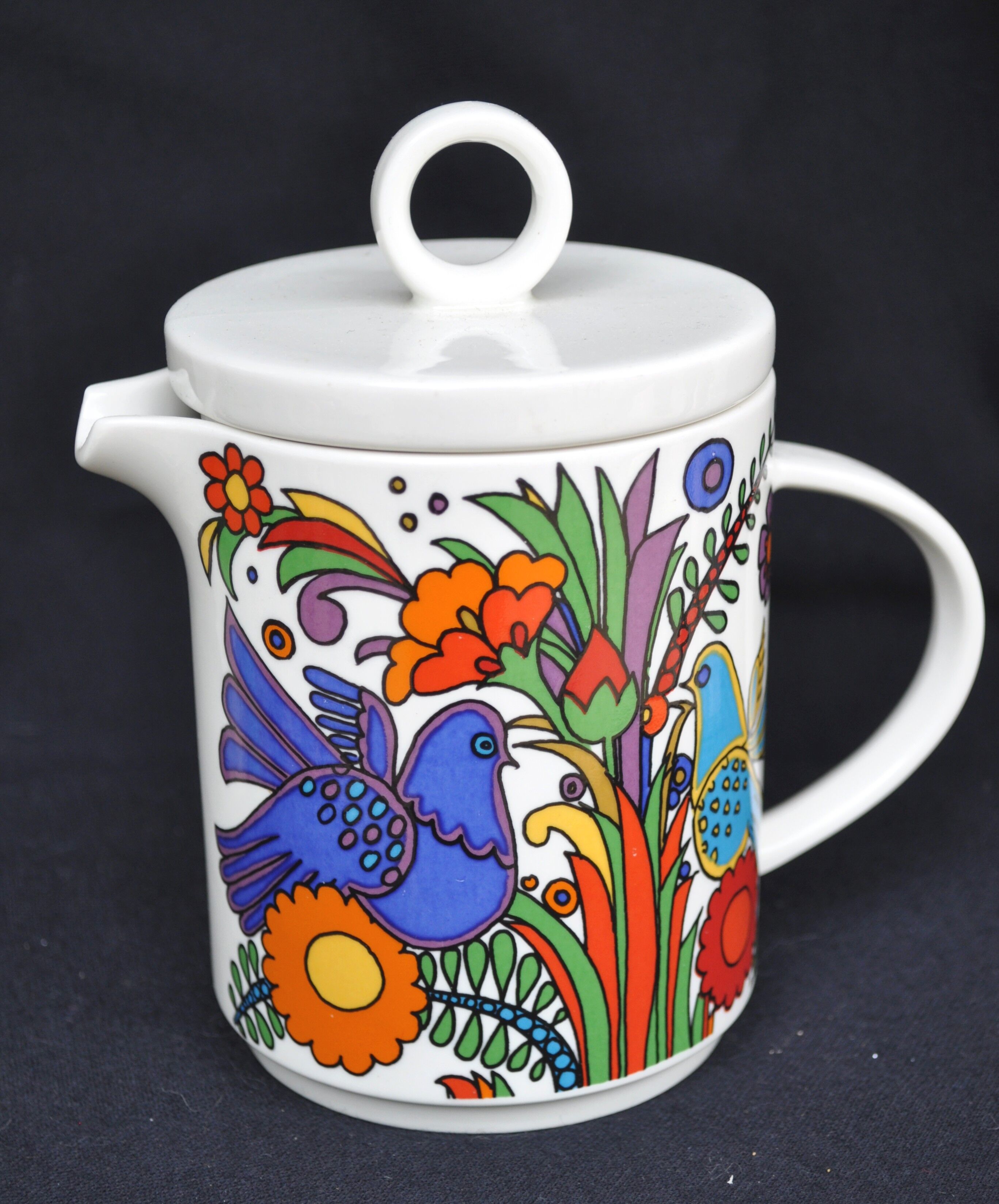 Vintage teapot Acapulco