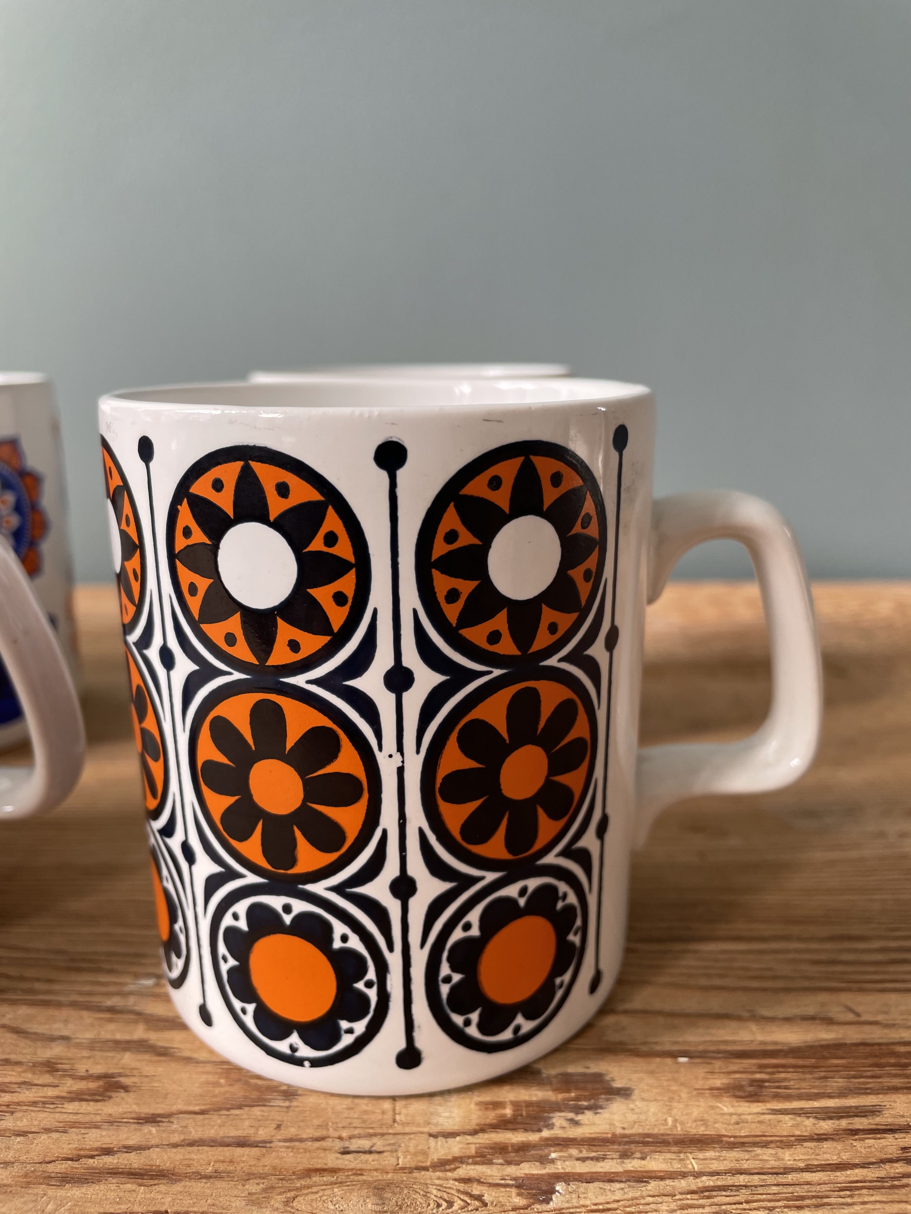 Set of 6 vintage mug staffordshire potteries made in England