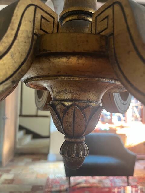 Golden wood chandelier with 6 lights