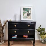 Black chest of drawers