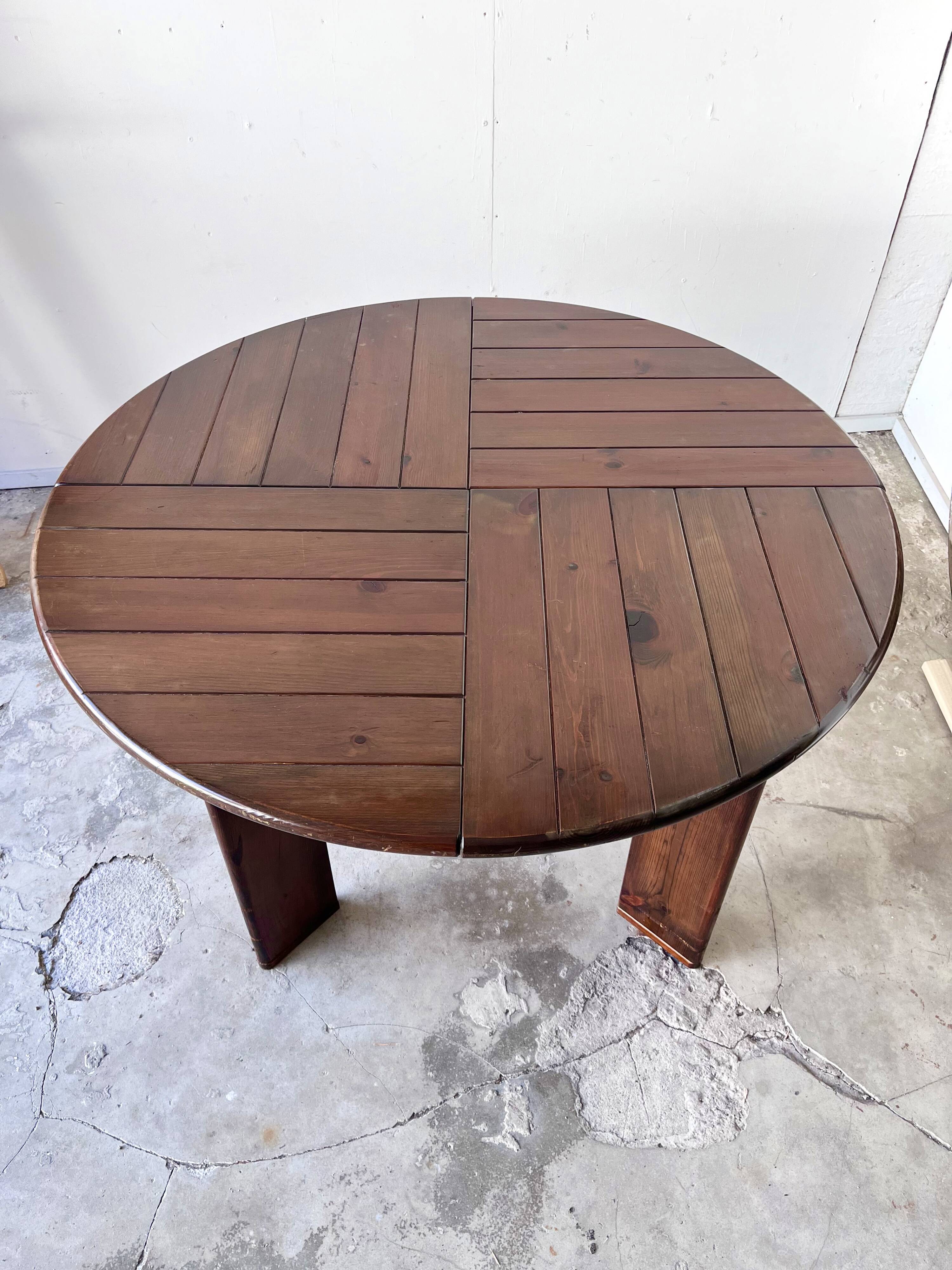 Silvio Coppola extendable table