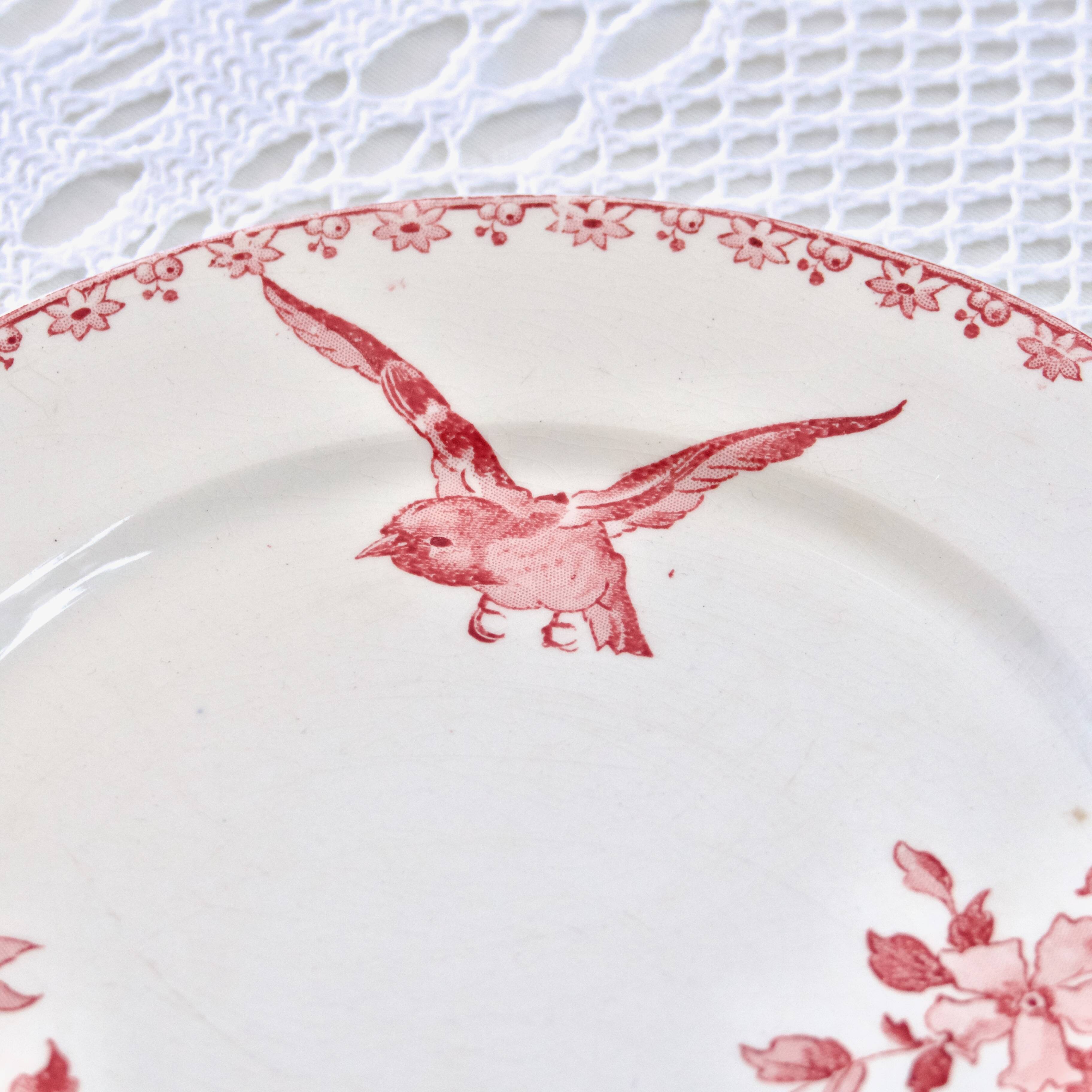 19th century Sarreguemines "Favori" plate in pink iron earth