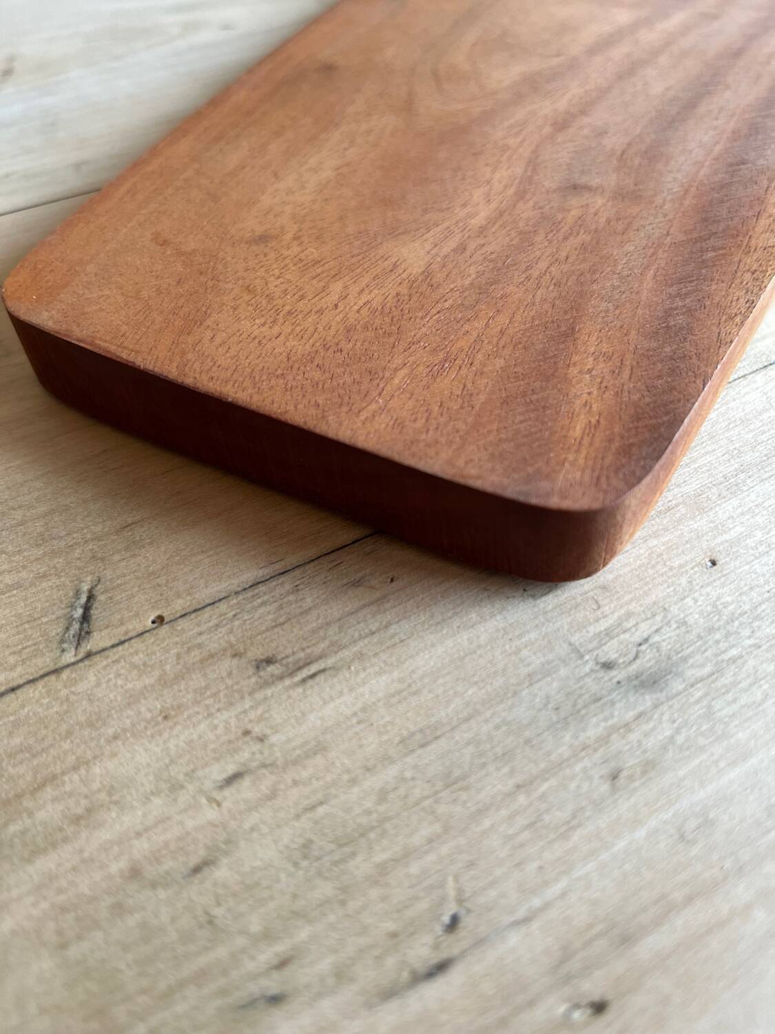 Planche à découper en acacia