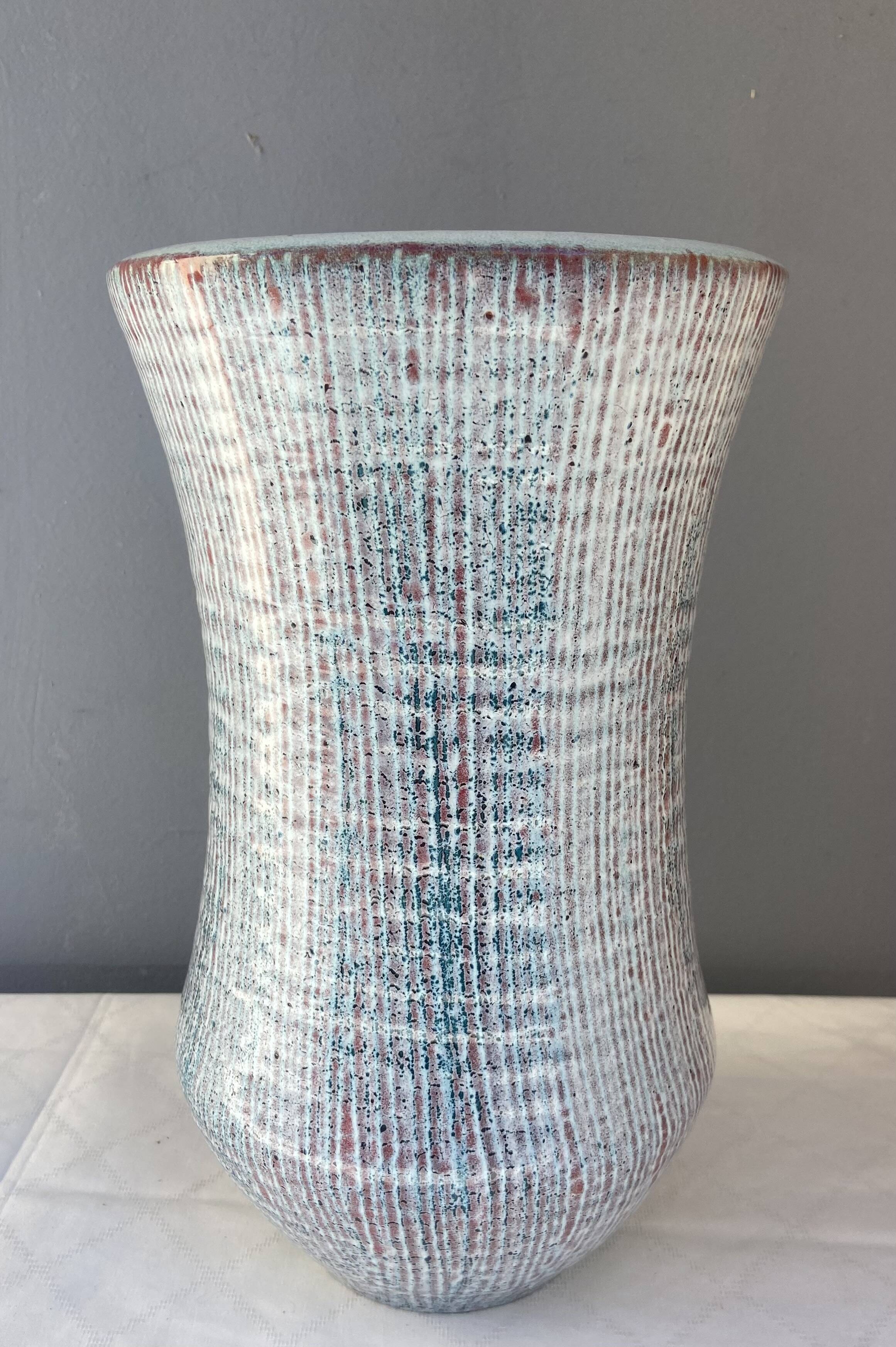 Accolay ceramic vase from the 1960s