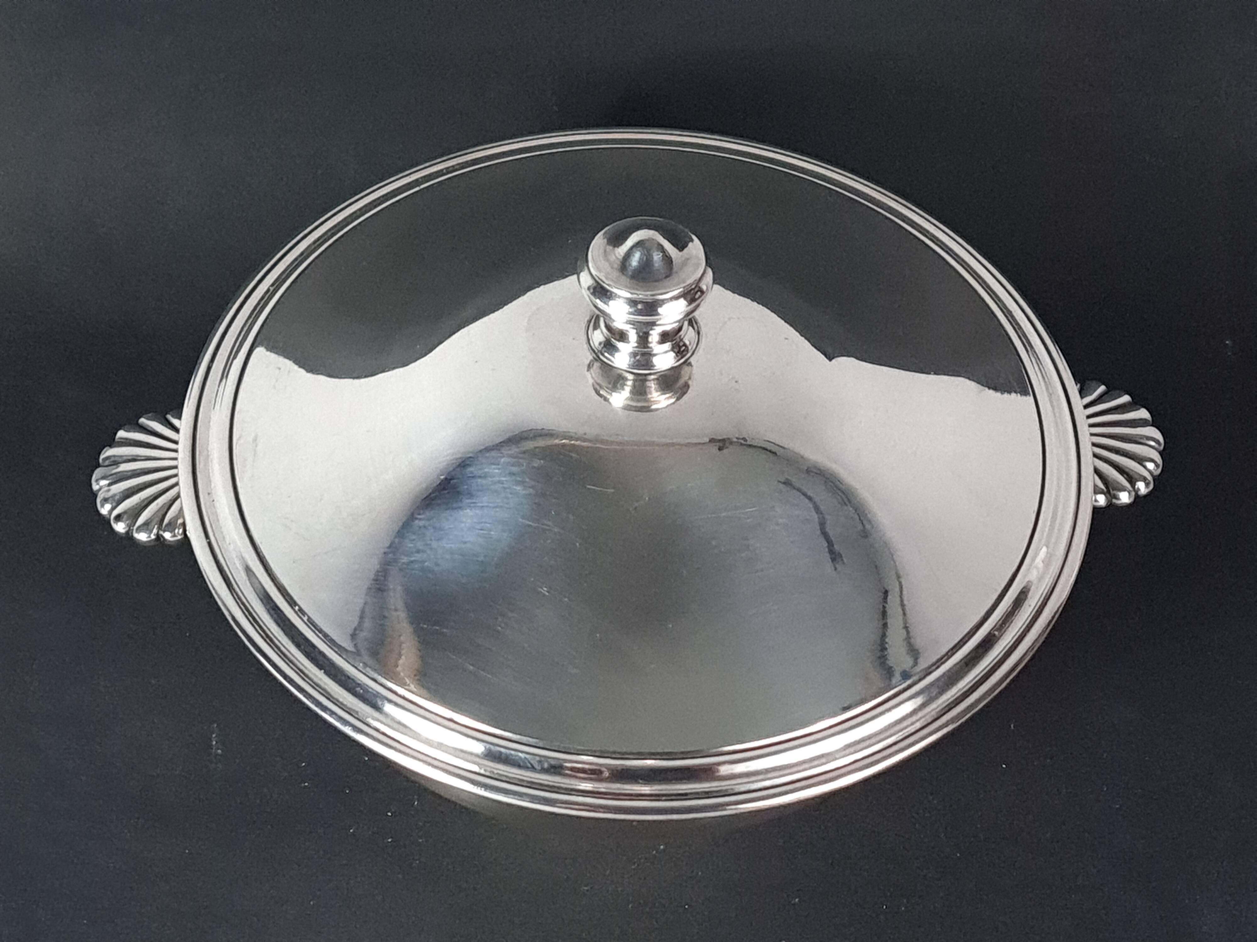 Christofle ear-handled bouillon silver-plated Beautiful silvering C976