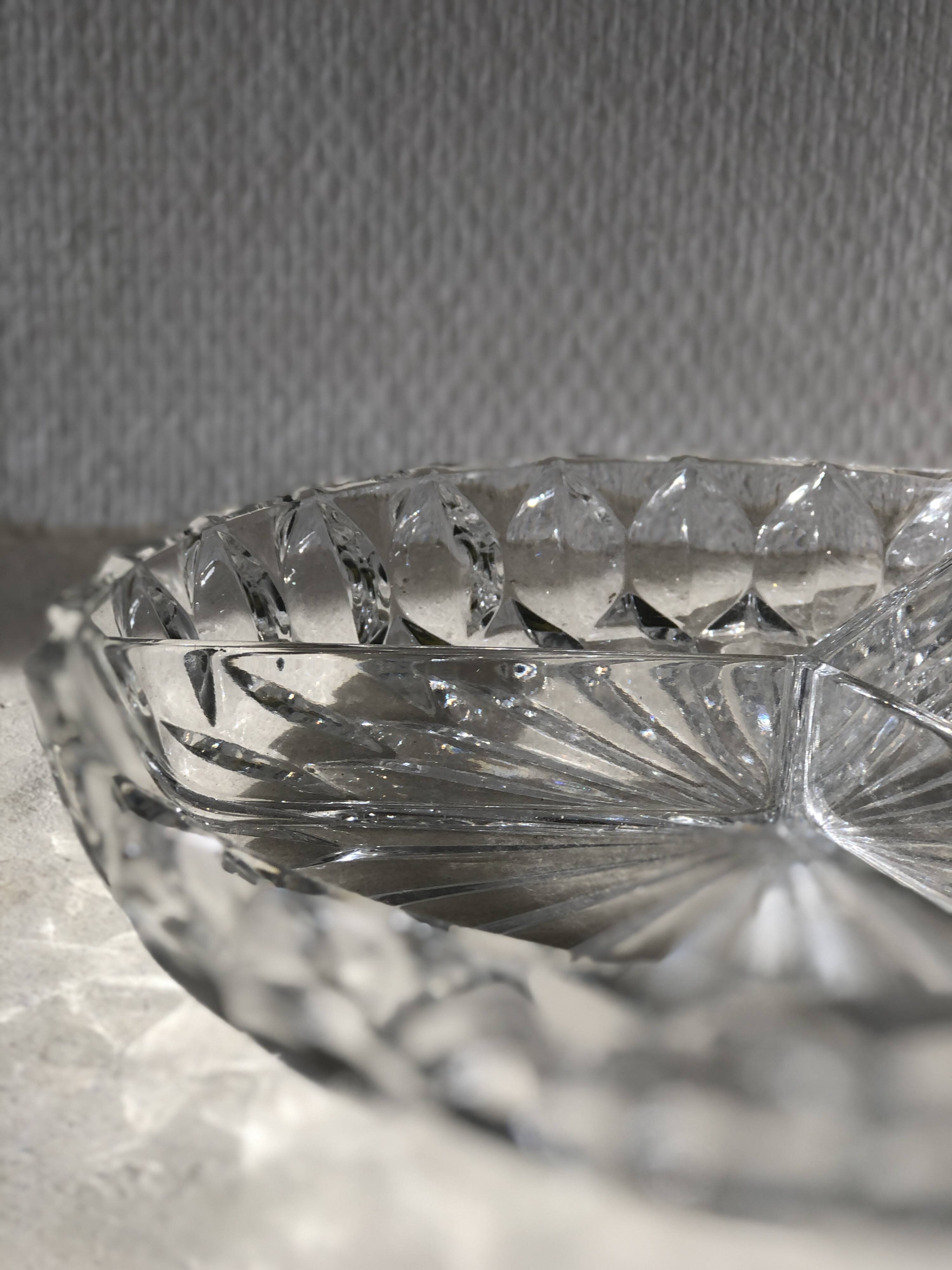Round faceted crystal dish