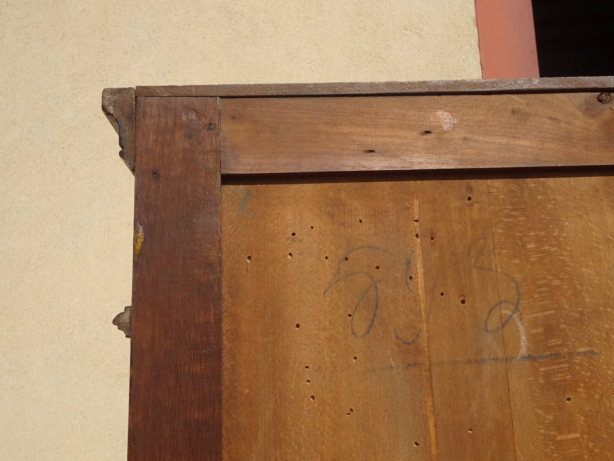 Small display case in oak and old glass