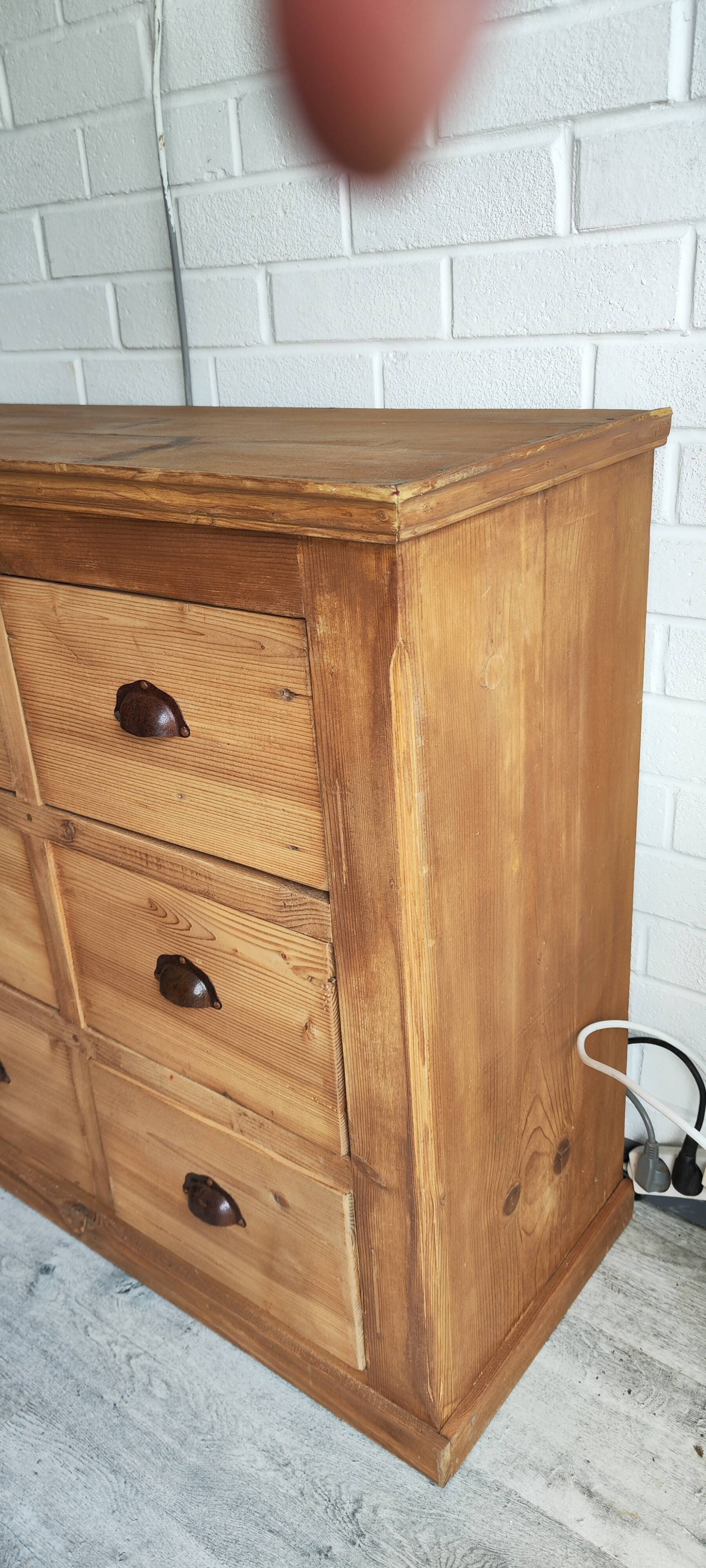 Trades furniture 9 drawer pine handles shells