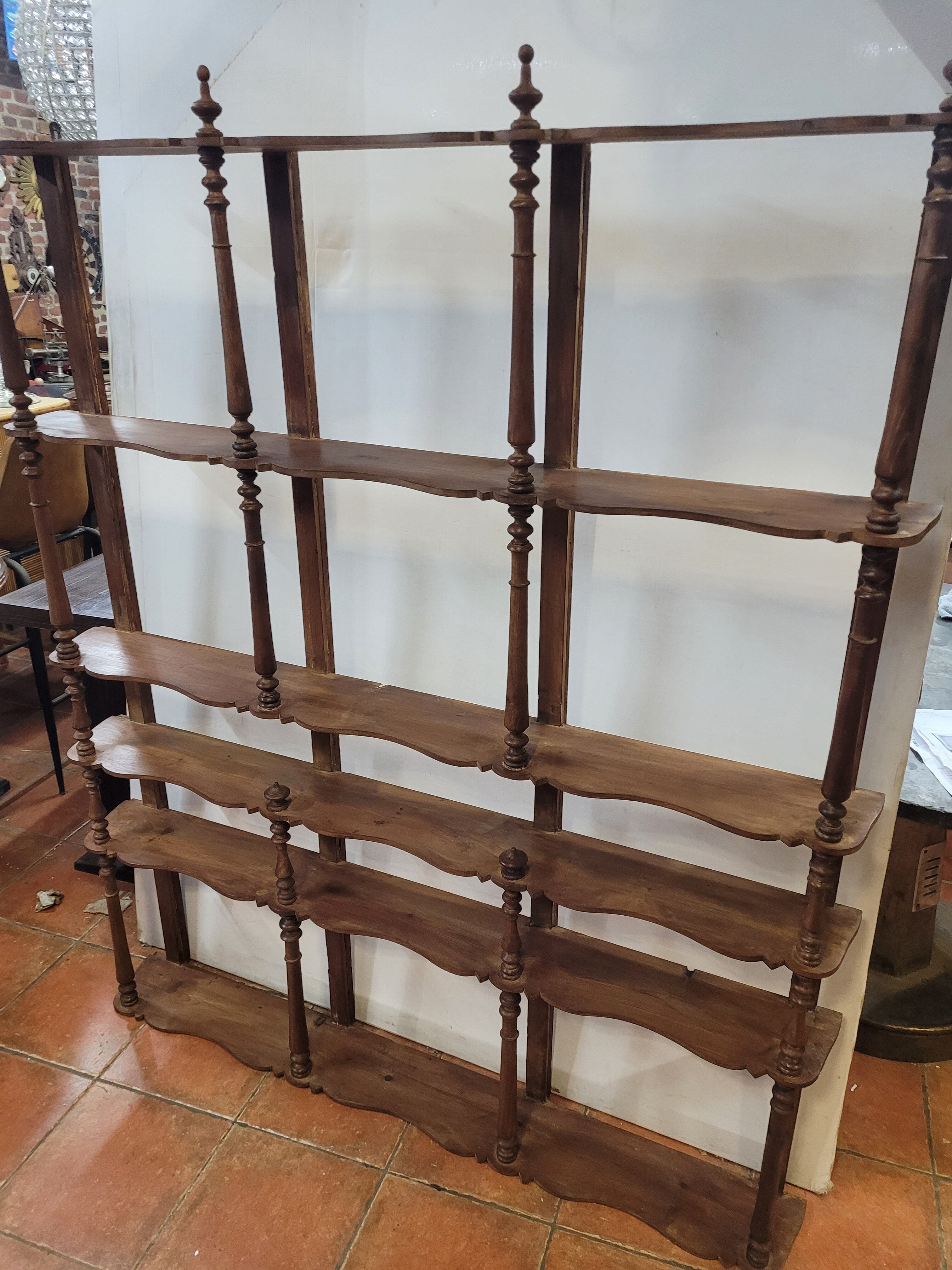 Old bar rear glass maker