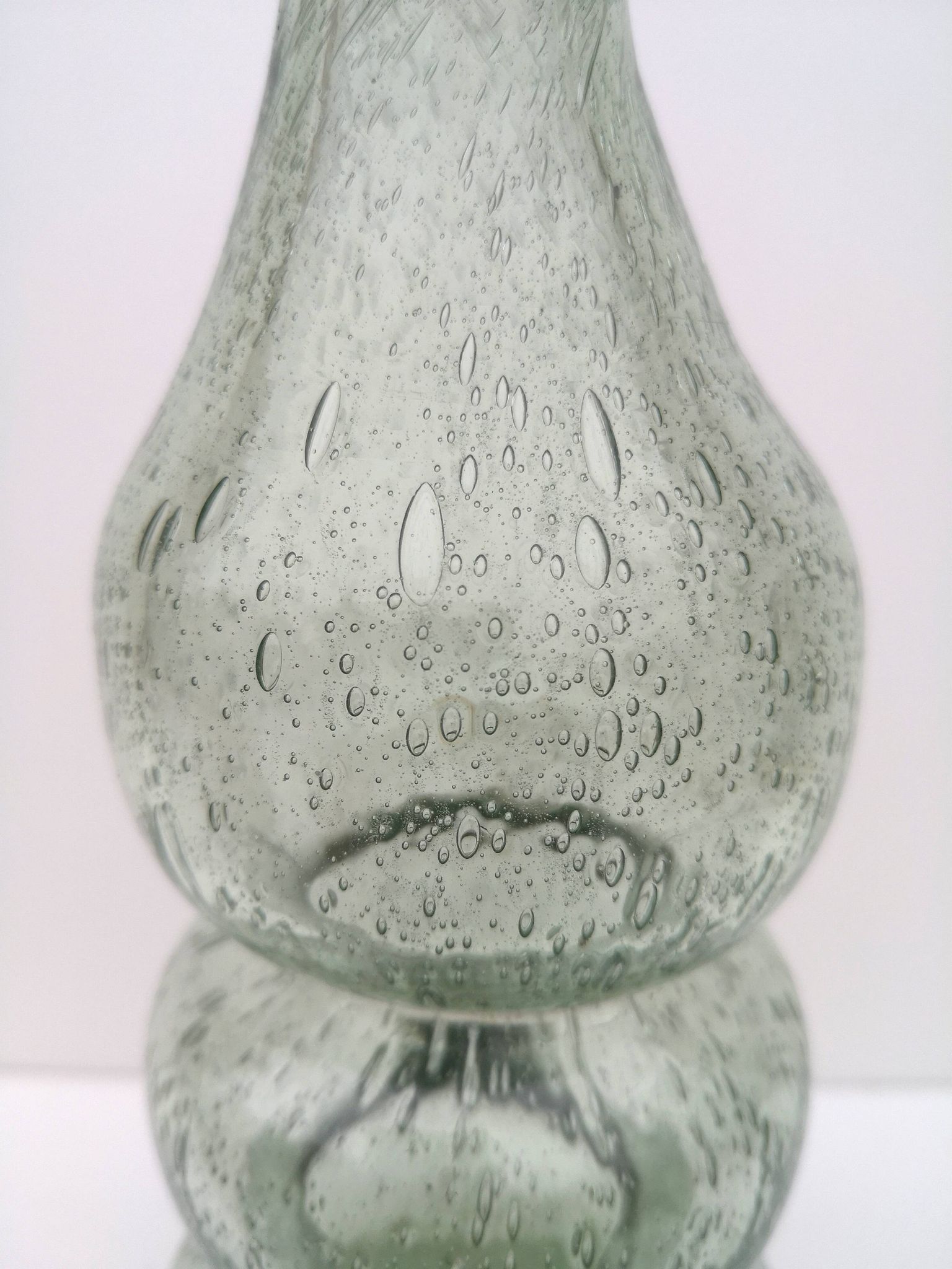 Vase, vintage soliflore in blown glass, bubbled
