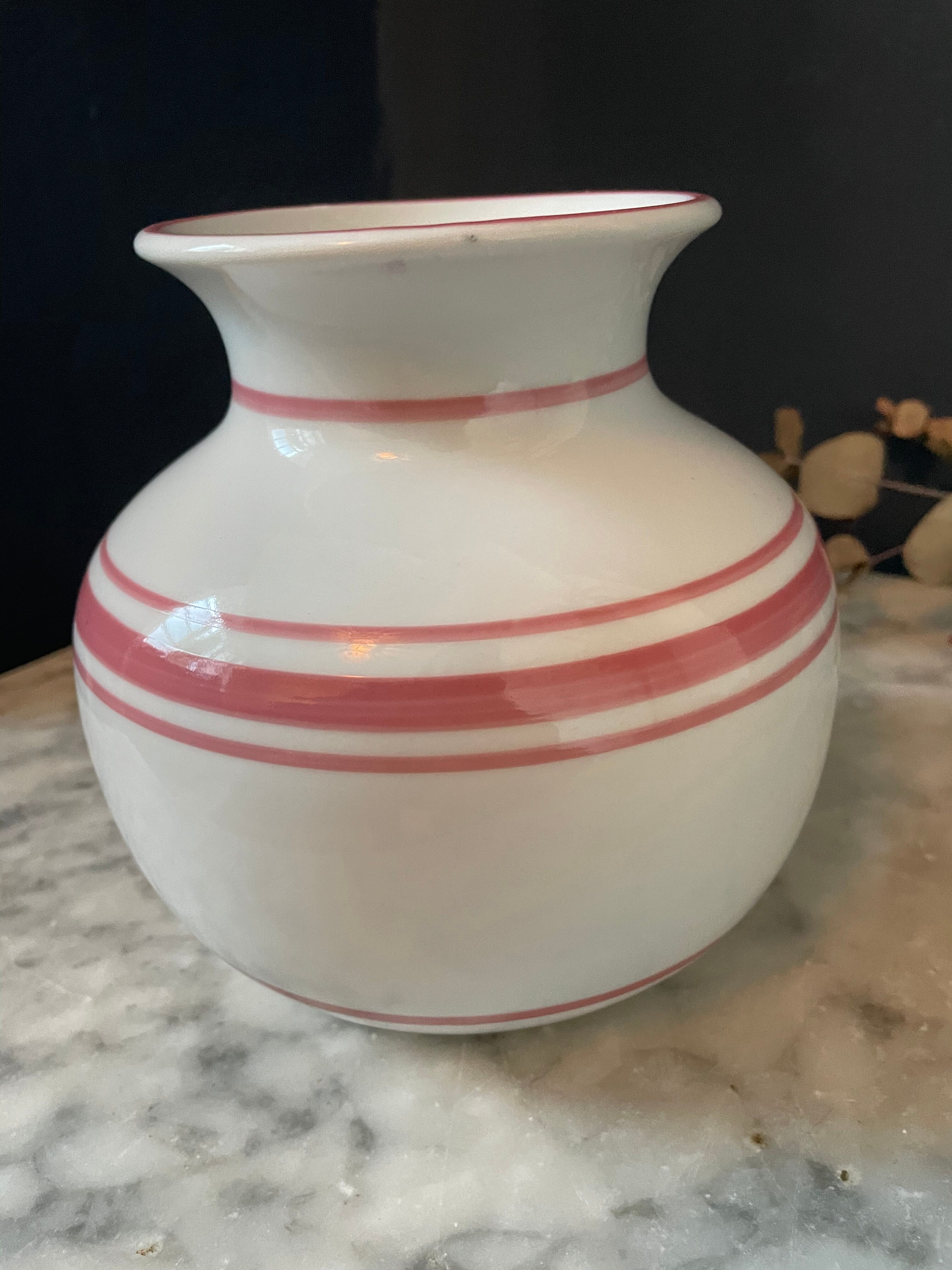 Ceramic vase