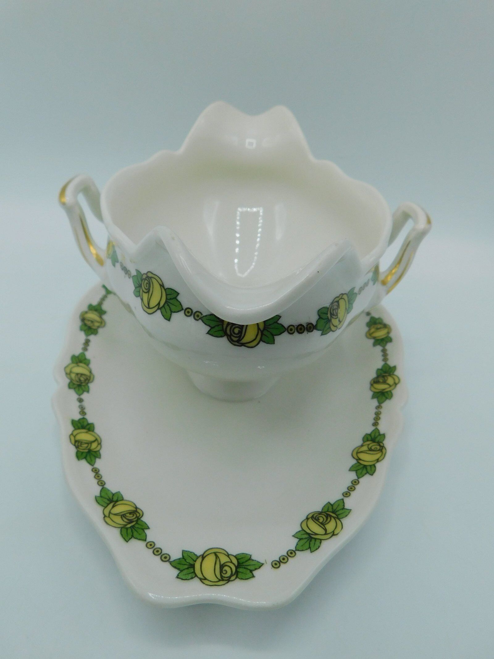 Limoges porcelain saucière - Martin Charles