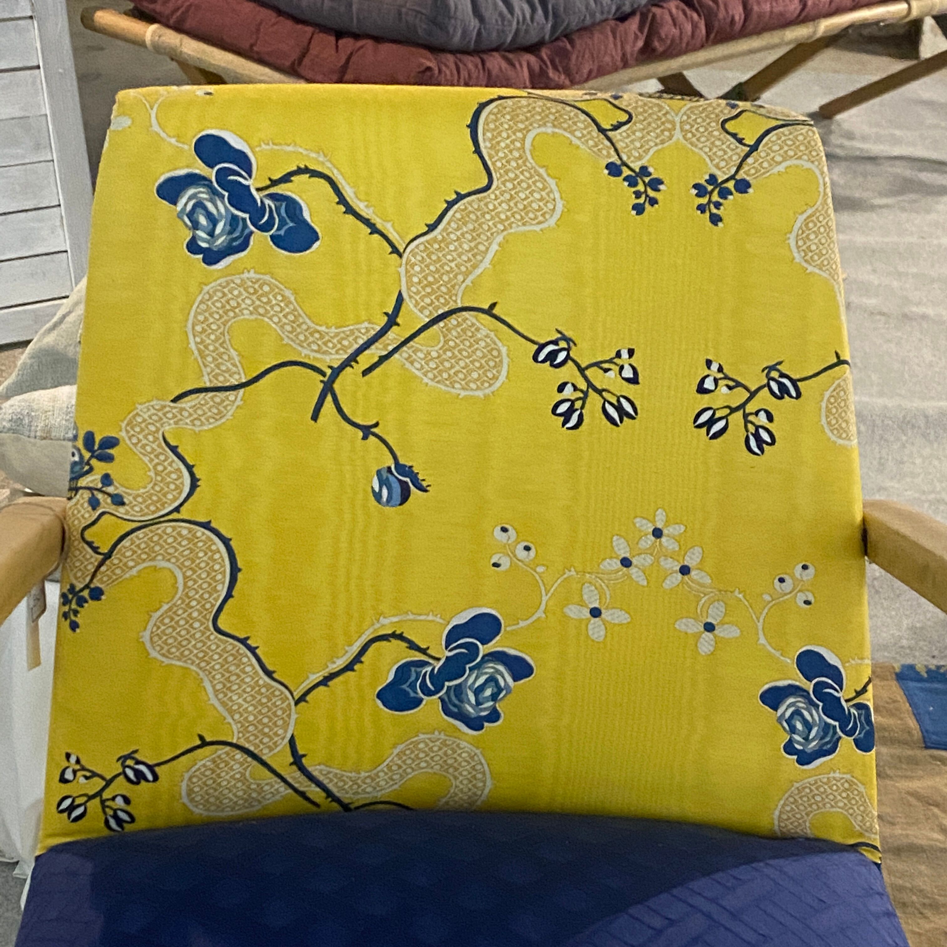 Fauteuil bridge tissu Charles Burger jaune et bleu