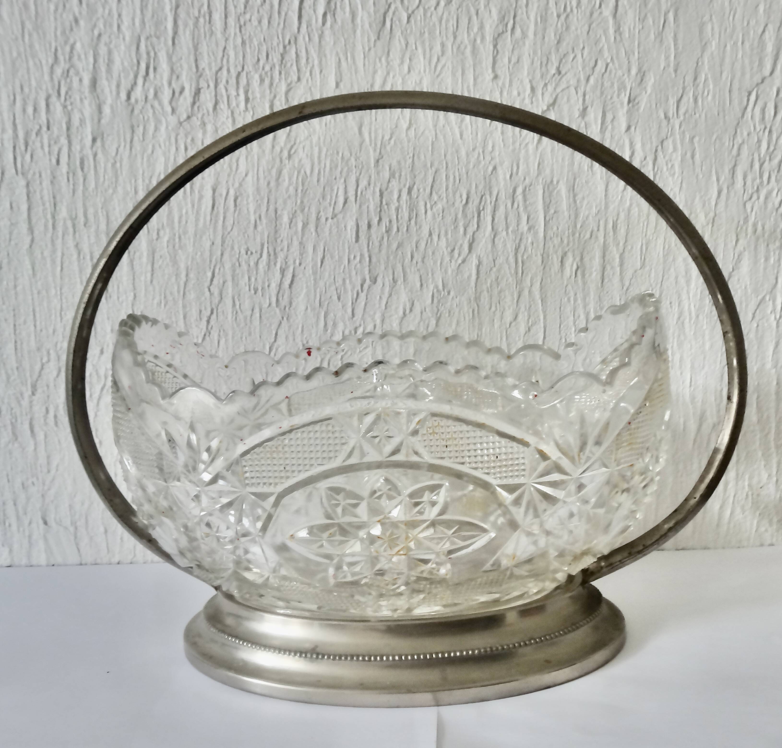 art deco basket