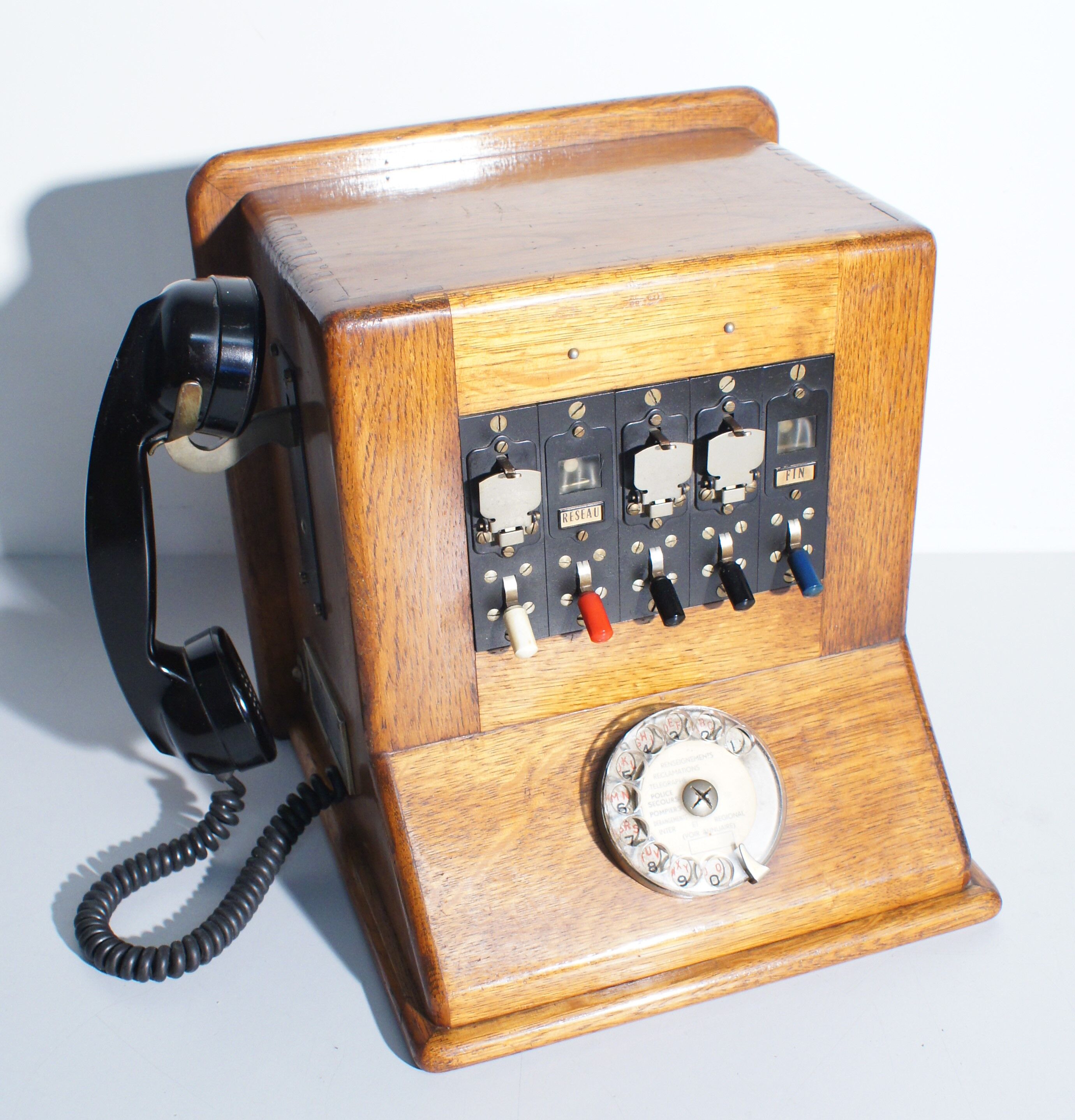 Wooden network telephone centre - vintage 1964