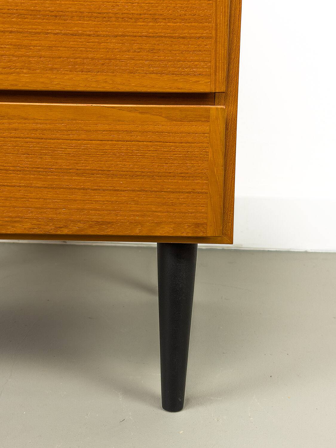 Commode à Tiroirs en Teck d'Omann Jun, 1960s