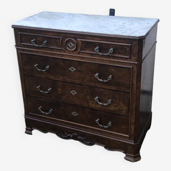 Old chest of drawers with 4 drawers and white marble