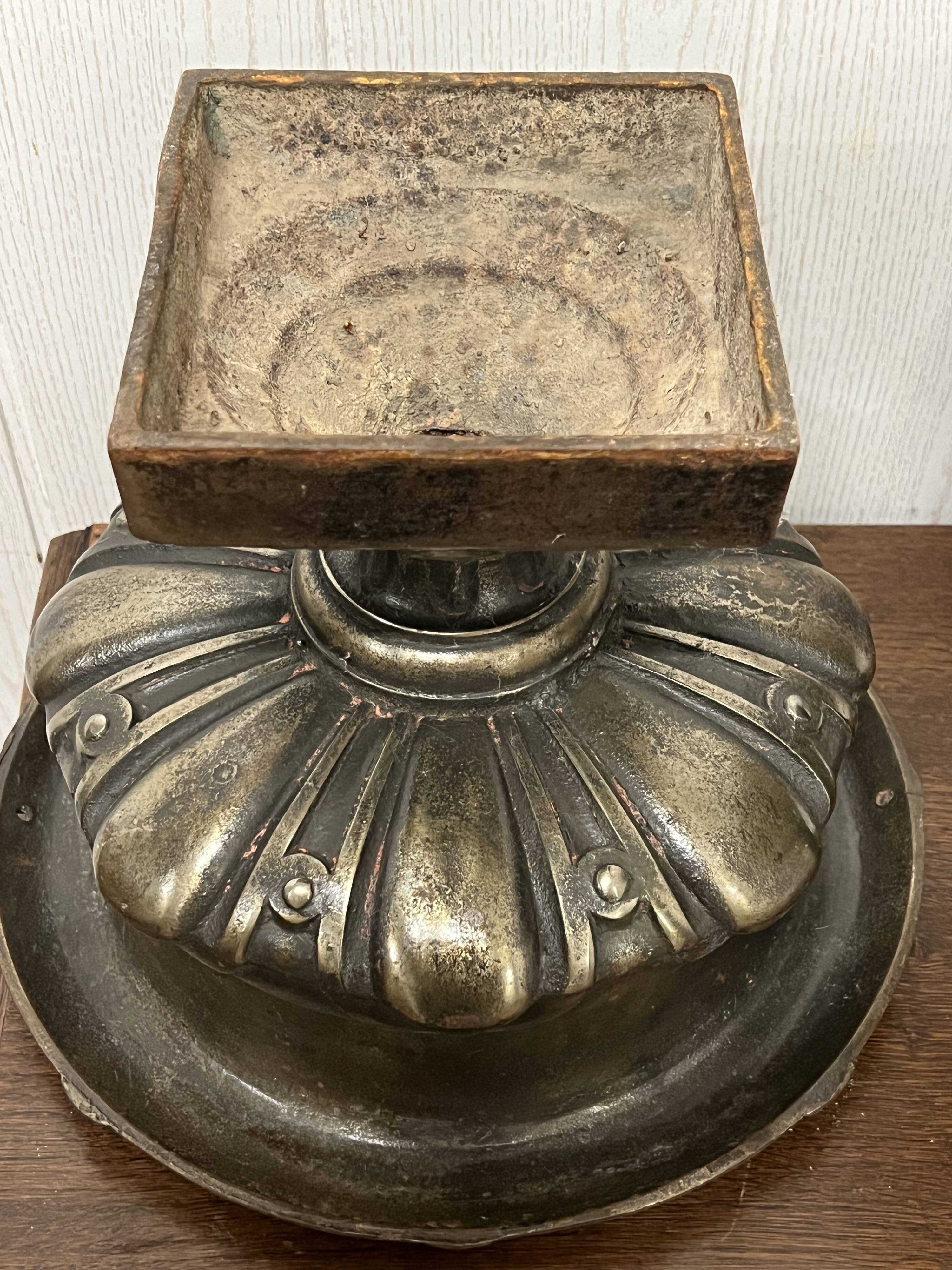 Pair of medicis vases/planters