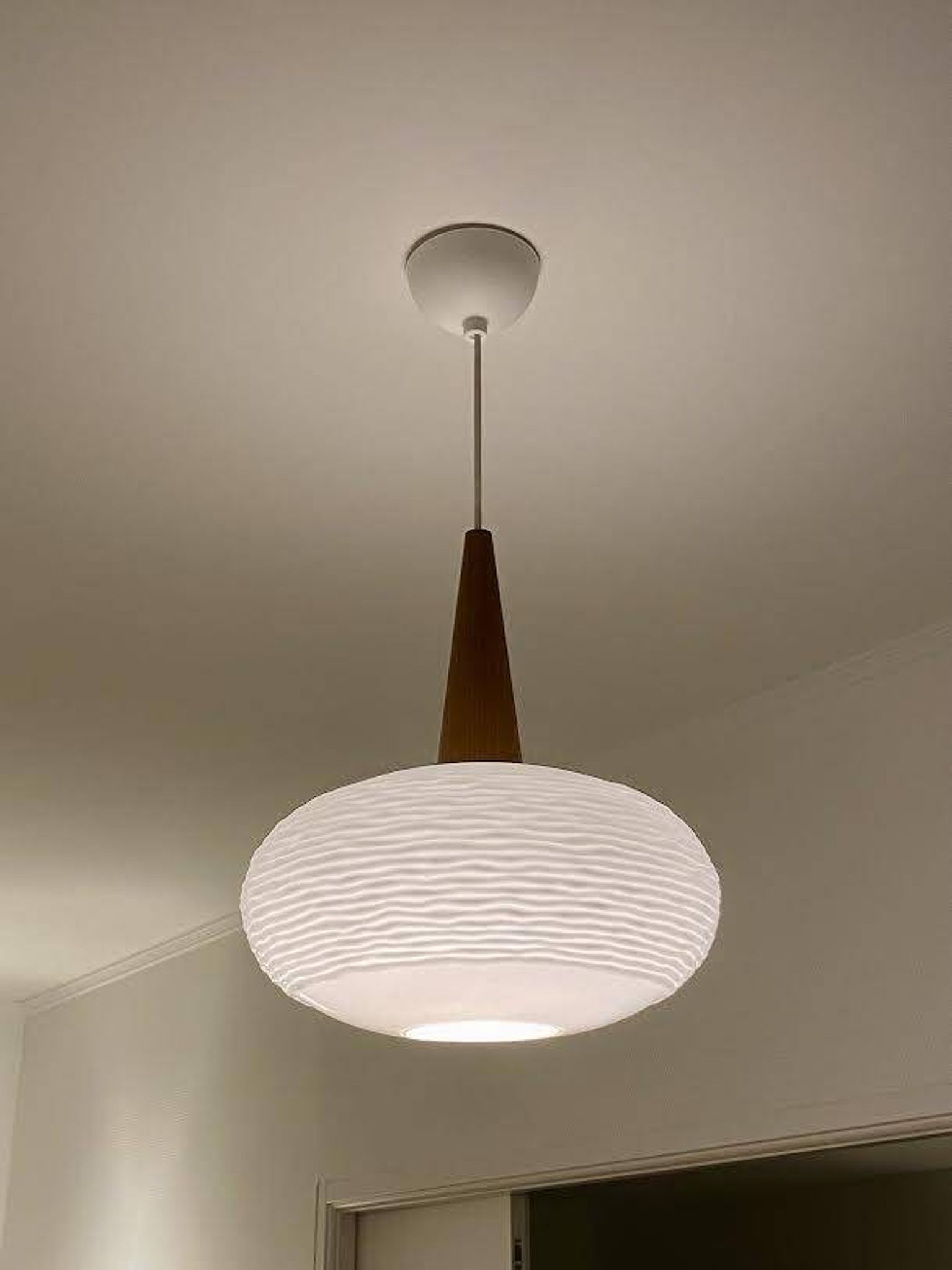 Suspension scandinave de Louis Kalff pour Philips, 1960's