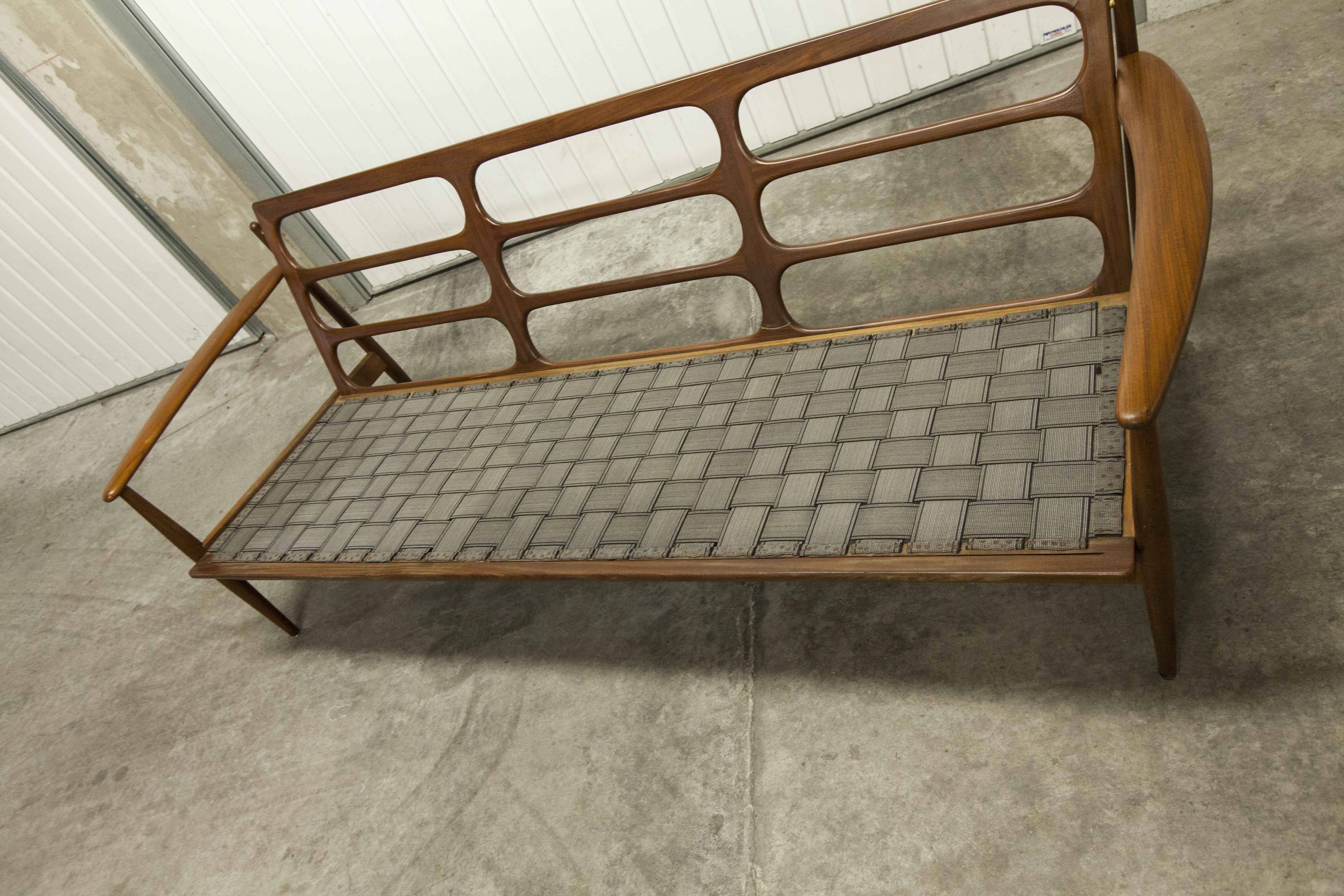 Scandinavian sofa 3 places in teak 1960 restored