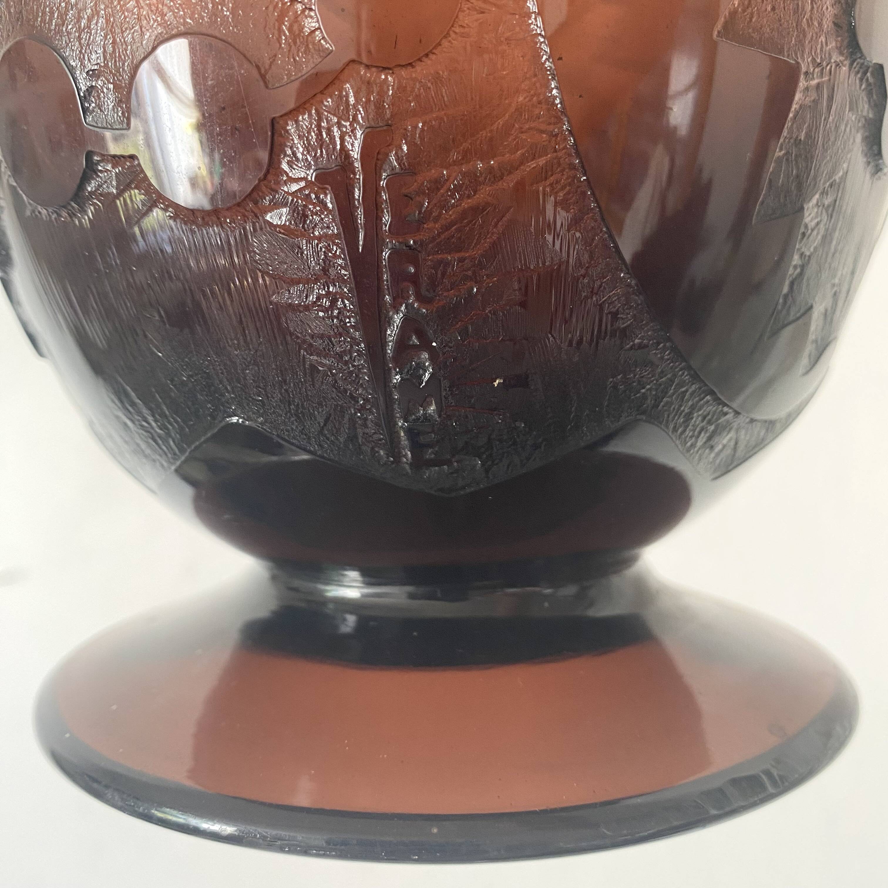 Art Deco vase signed Vérame