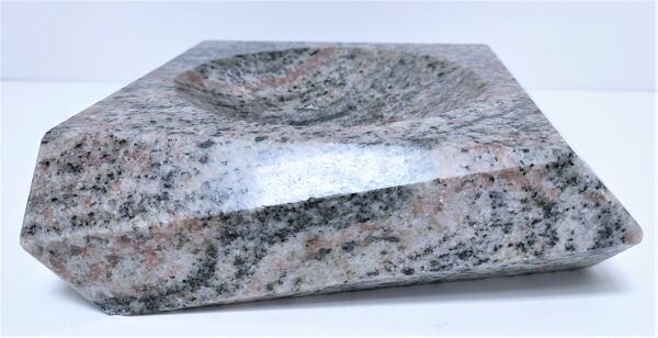 Vide poche granit rose design années 80