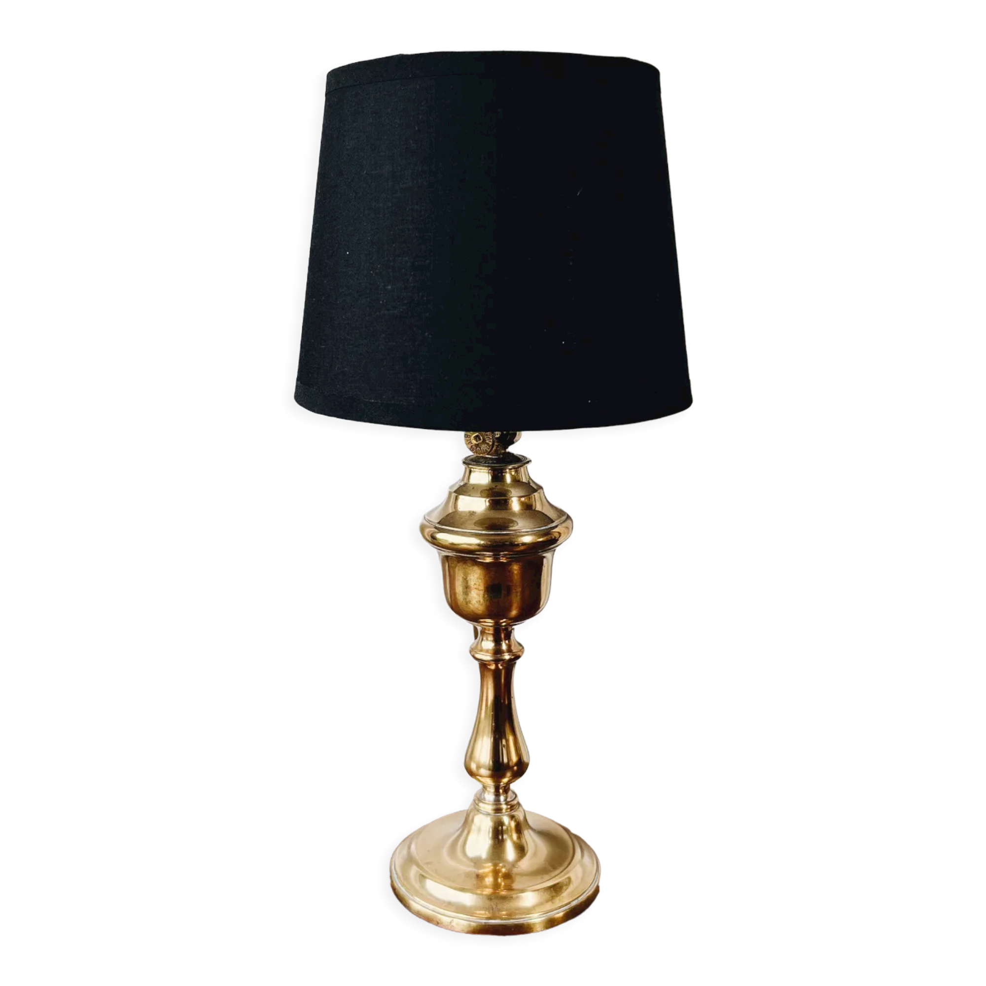 Lampe avec pied en laiton “Gardon”