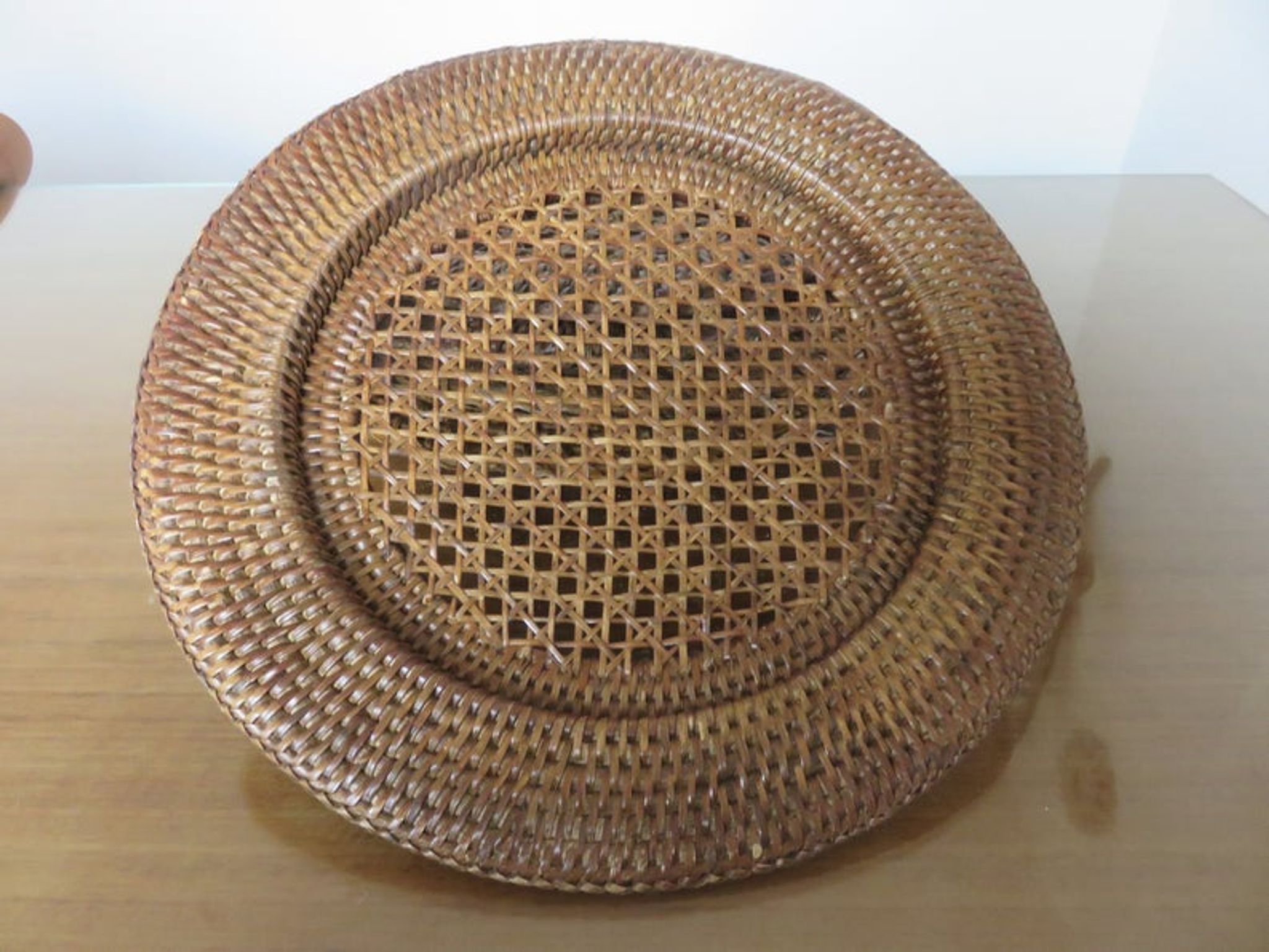 Ensemble de 6 dessous d'assiettes en rotin et cannage