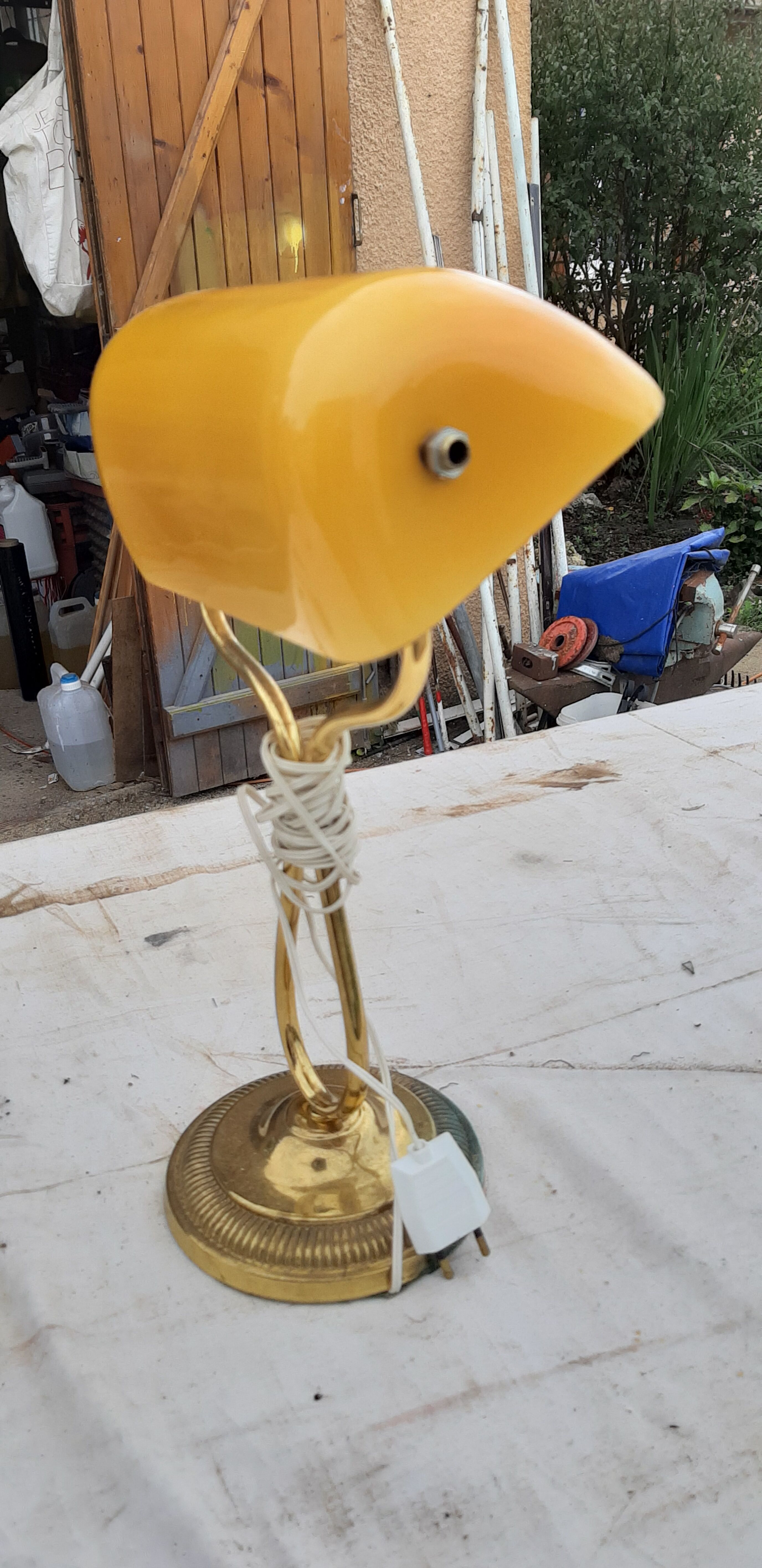 Desk lamp opaline orange-yellow