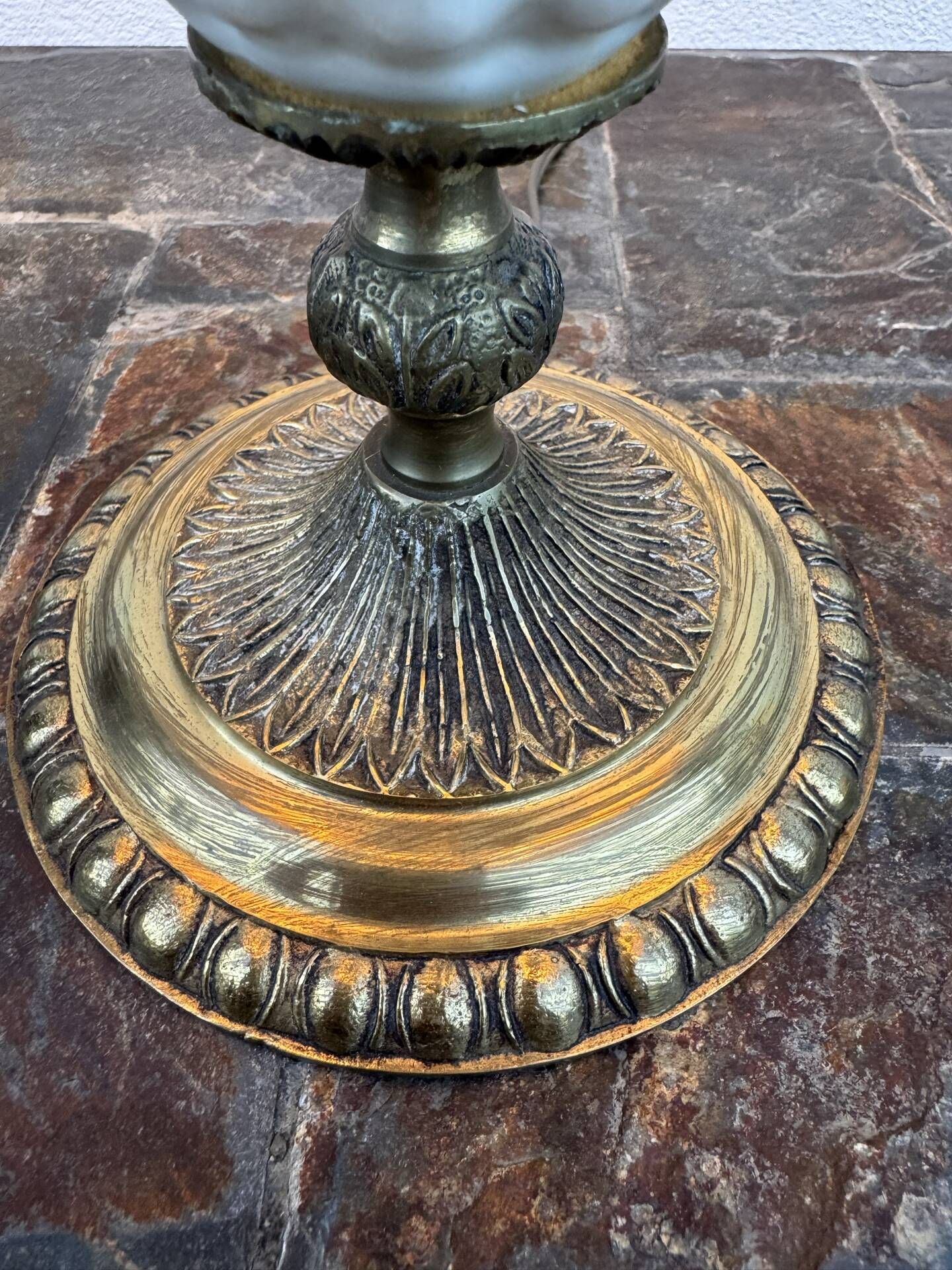 Ceramic and brass lamp from the 1960s.